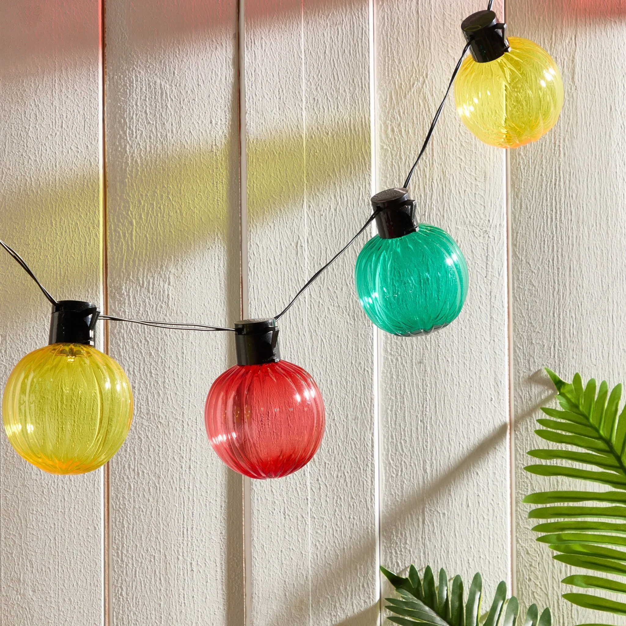 10 Indoor/Outdoor Fiesta Colourful String Lights (Battery Powered) - Multicoloured - Image 3