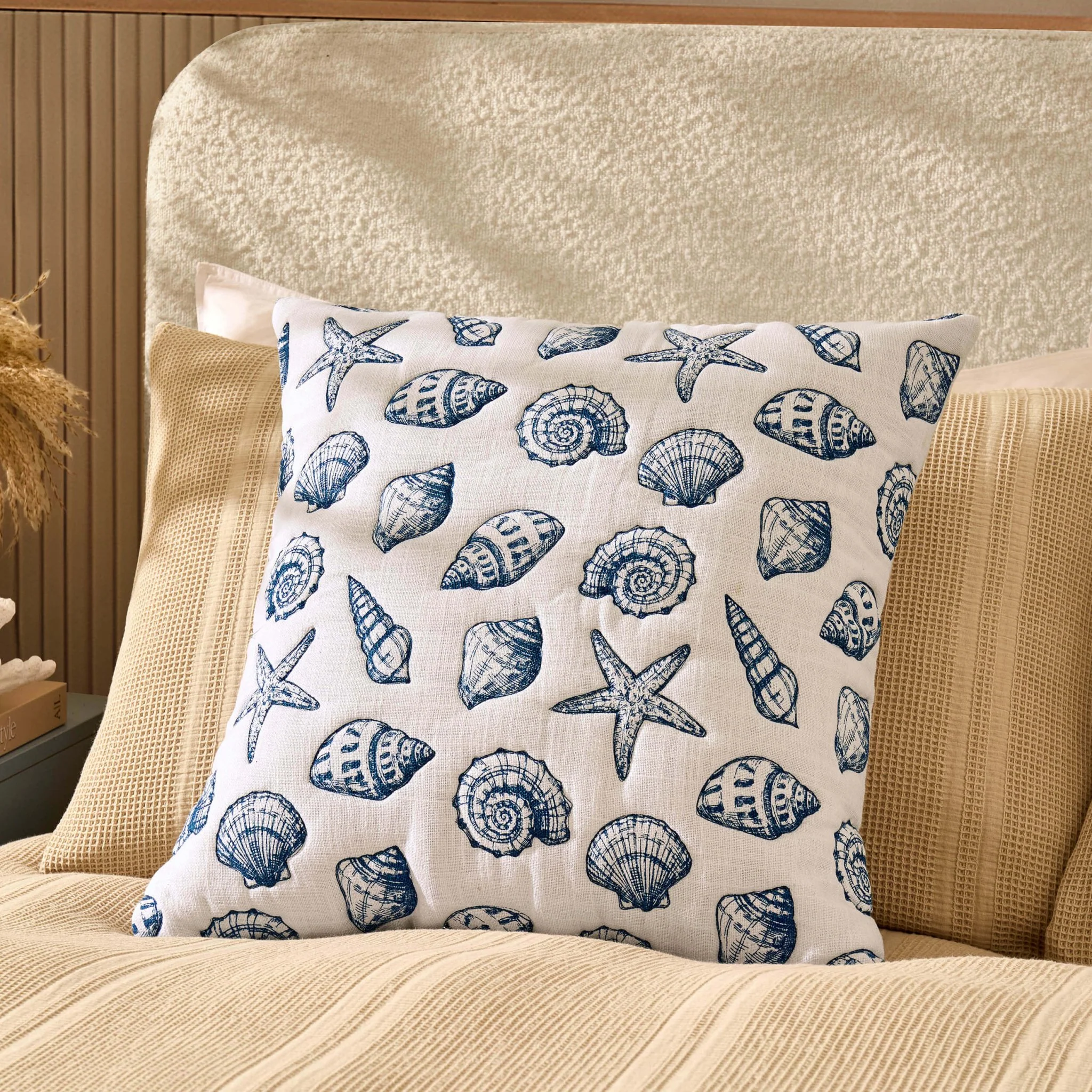100% Cotton Stitched Shell Cushion Cover - Natural/ Blue