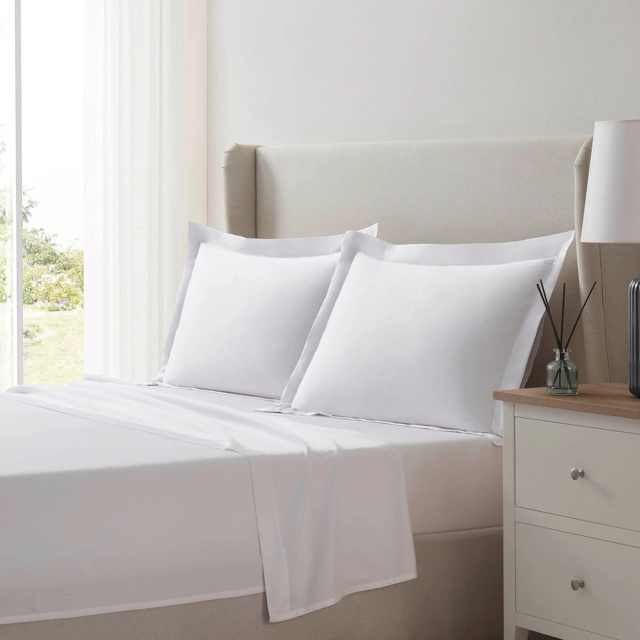 400TC Sateen Sheets & Pillowcase Bundle - White - Image 3