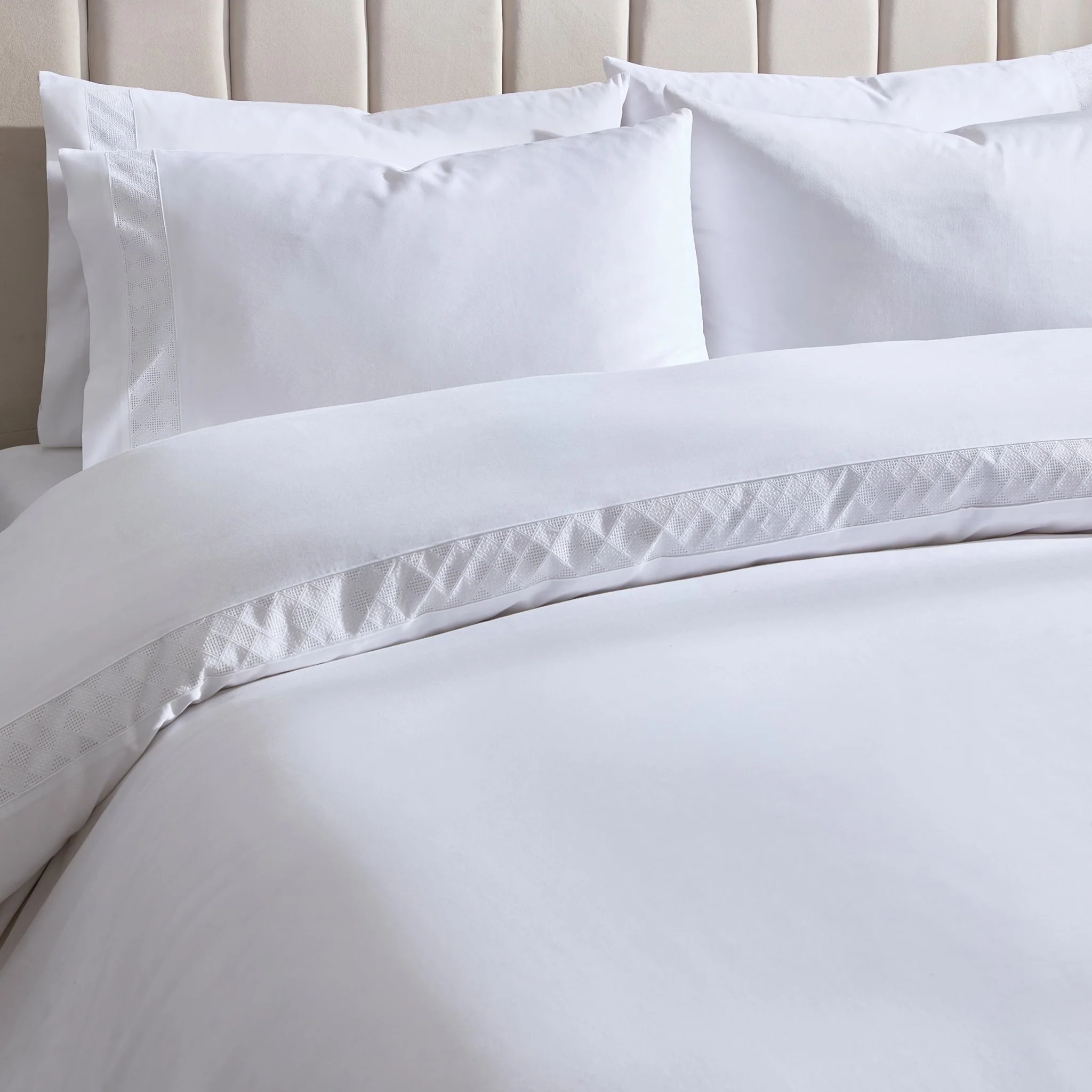 Alma 300 Thread Count Duvet Cover - Sateen - Off White