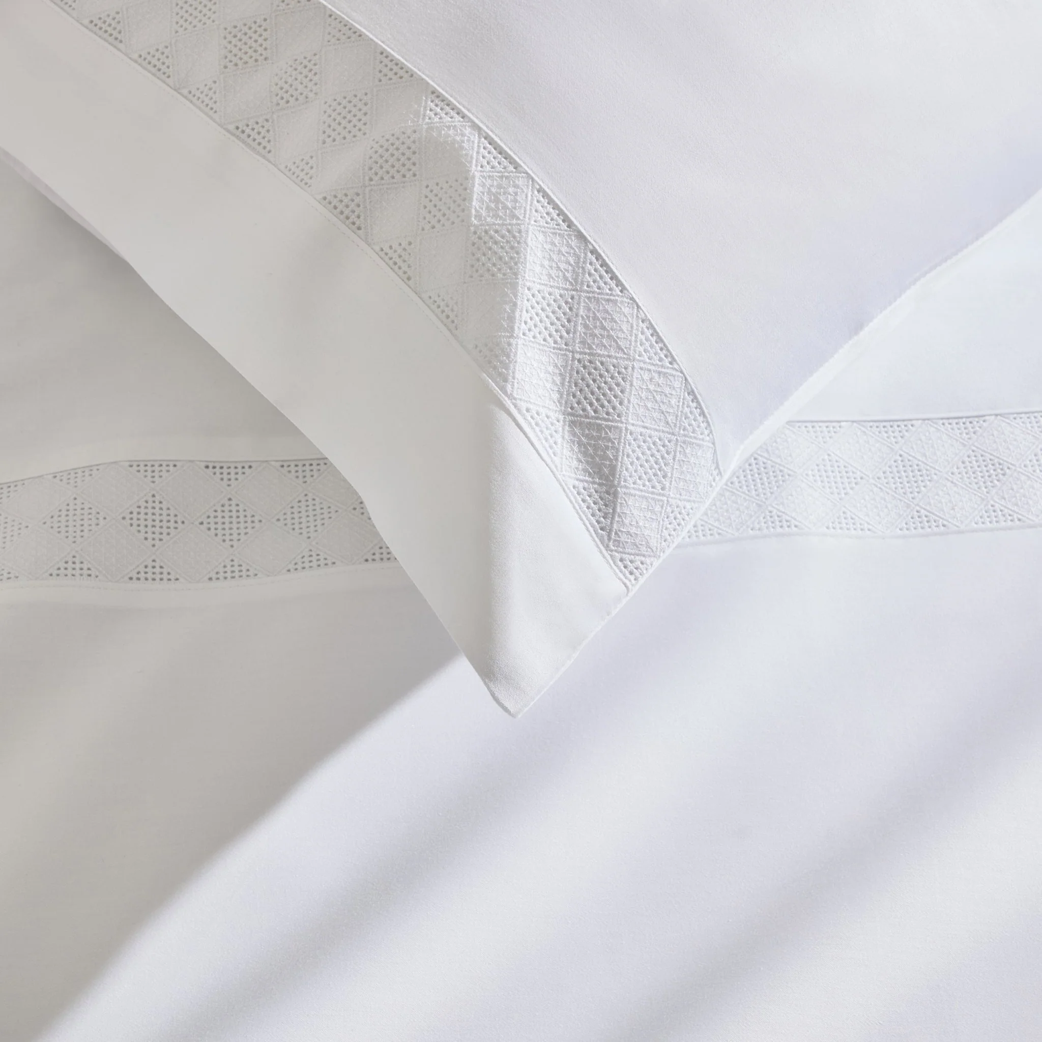 Alma 300 Thread Count Duvet Cover - Sateen - Off White - Image 4