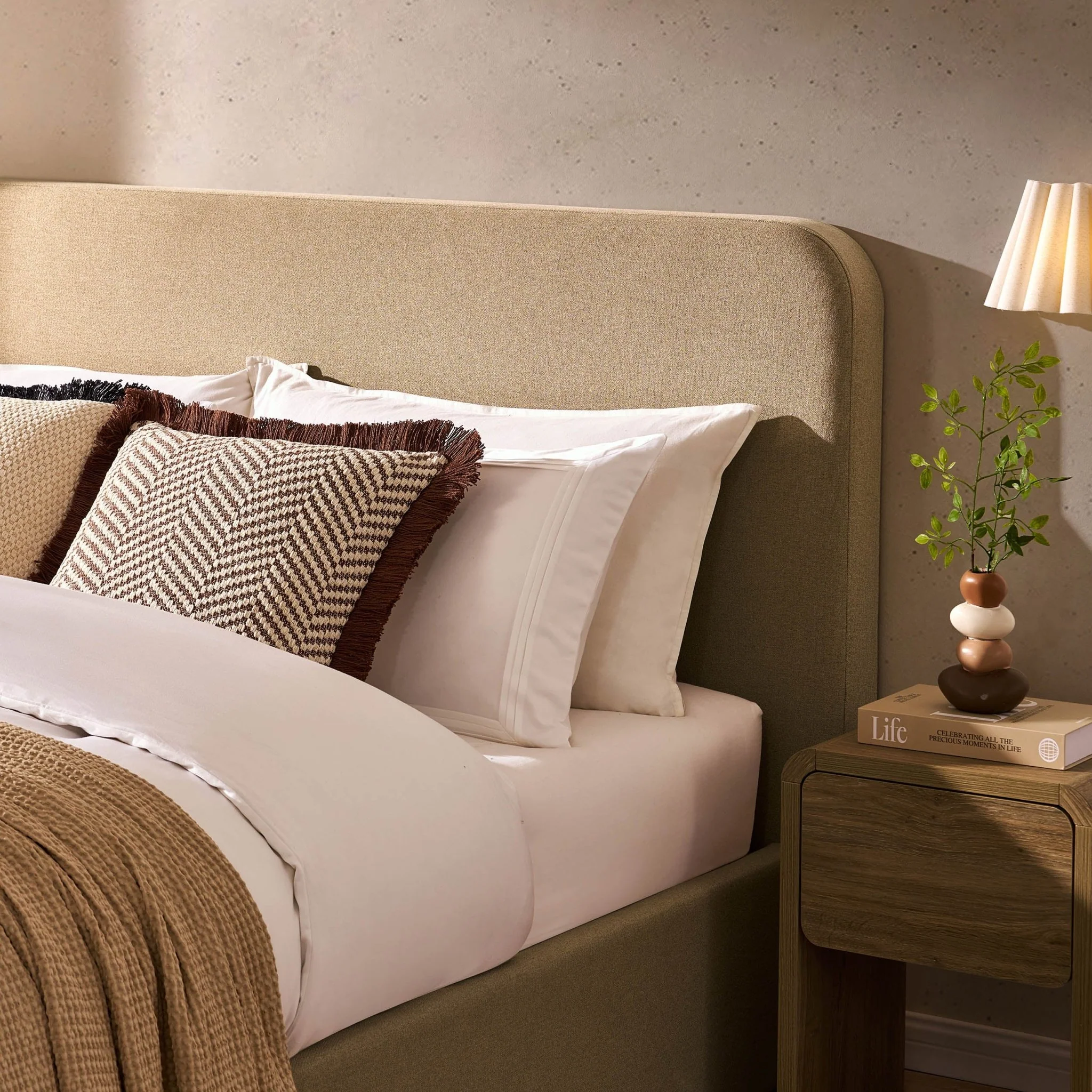 Ascot Ottoman Storage Bed - Oatmeal - Image 7
