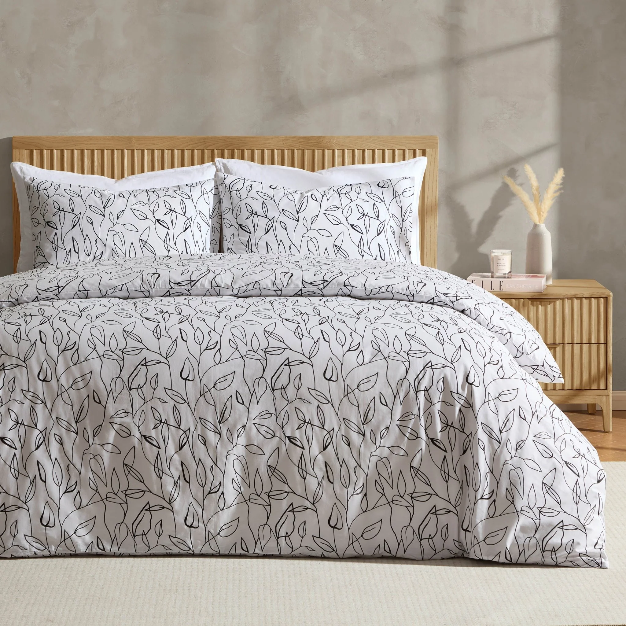 Astrid 100% Cotton Duvet Cover & Pillowcase Set - Off White/Black