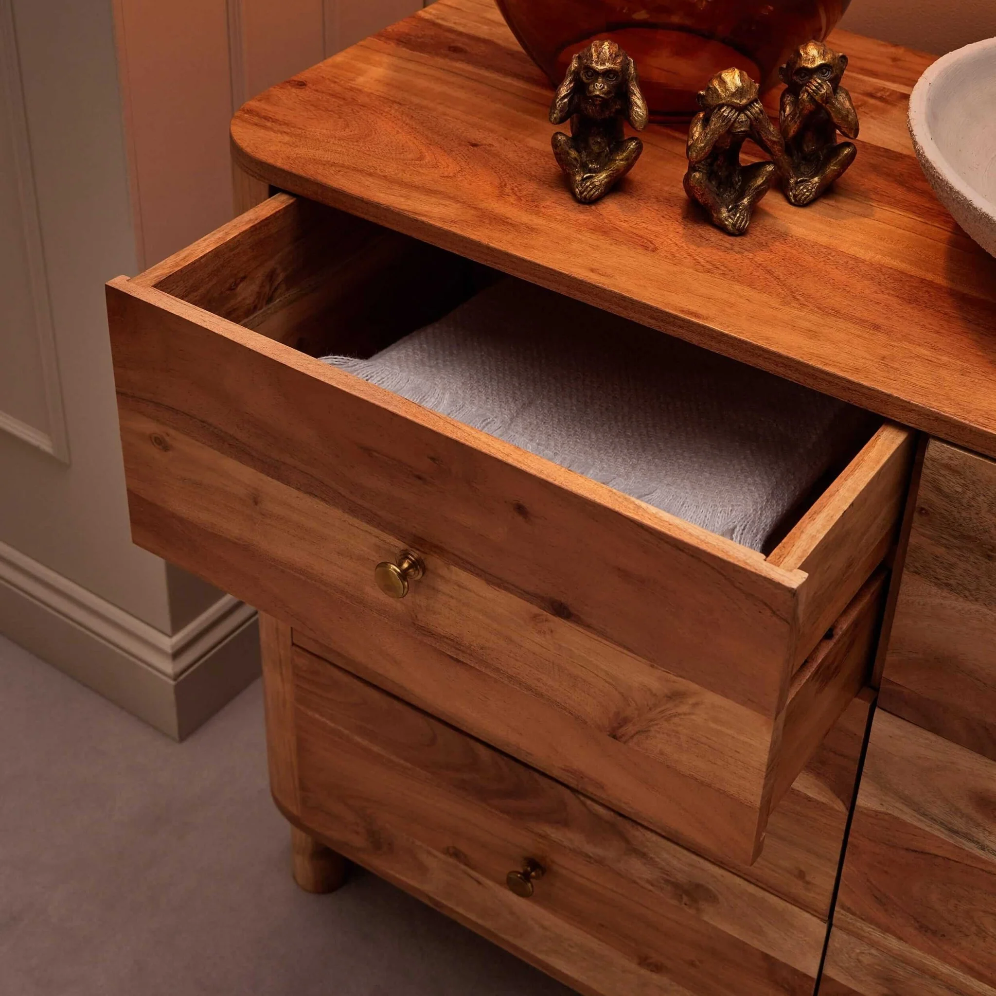 Avery Acacia Wood 6 Drawer Chest - Natural - Image 2
