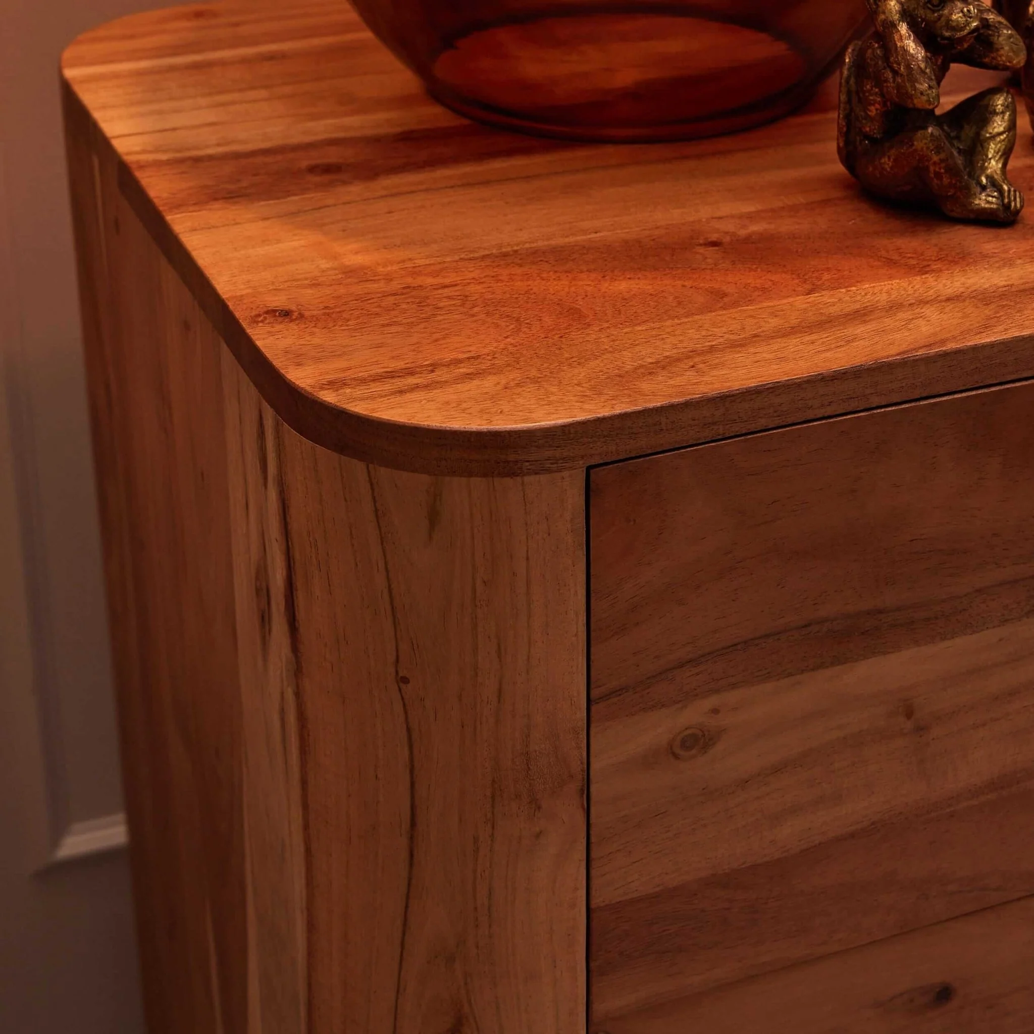Avery Acacia Wood 6 Drawer Chest - Natural - Image 3