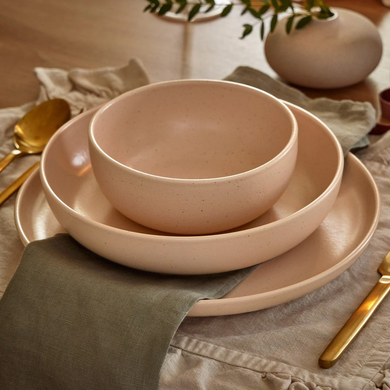 Balos Stoneware Set of 4 Cereal Bowls - Pink Sand - Image 3