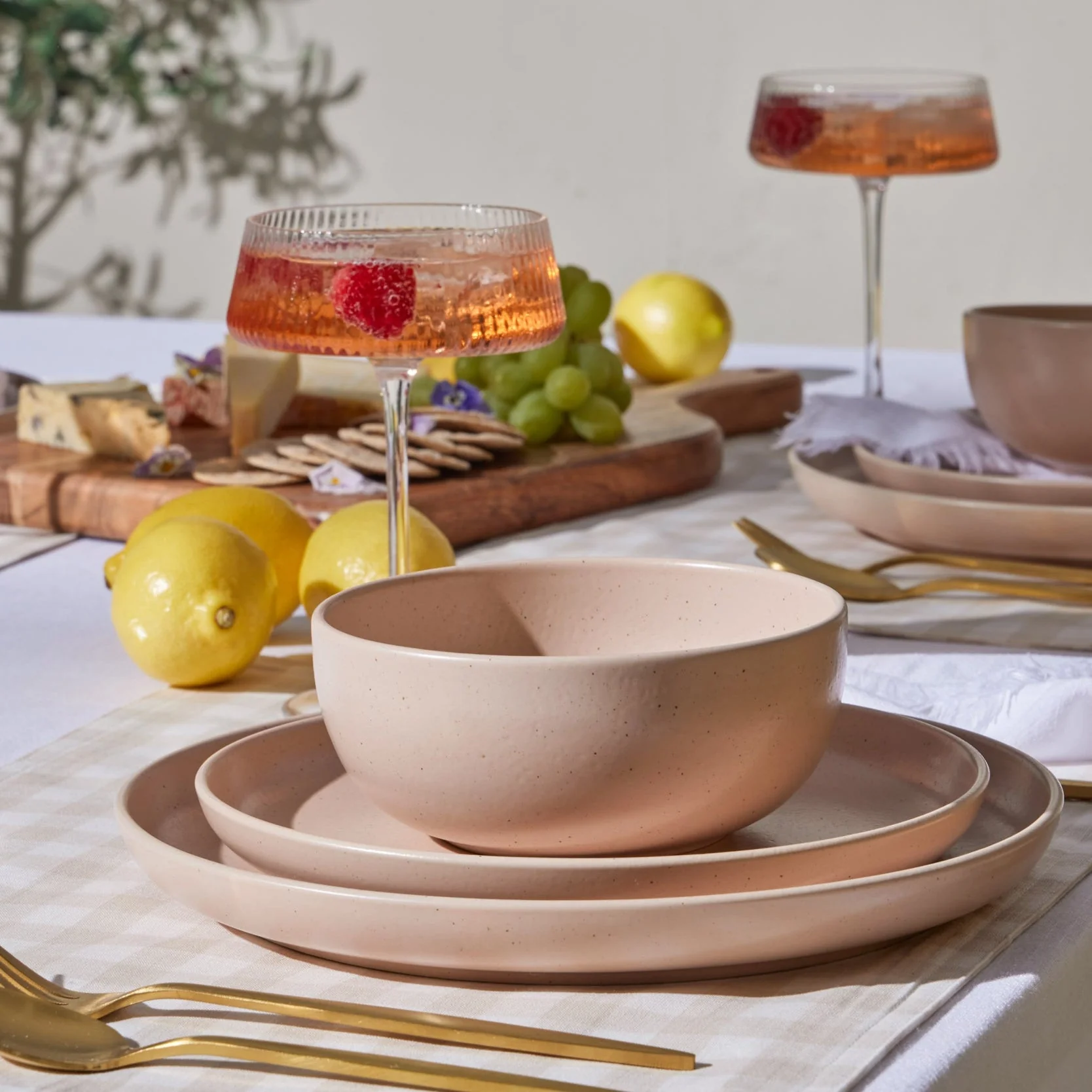 Balos Stoneware Set of 4 Cereal Bowls - Pink Sand - Image 4