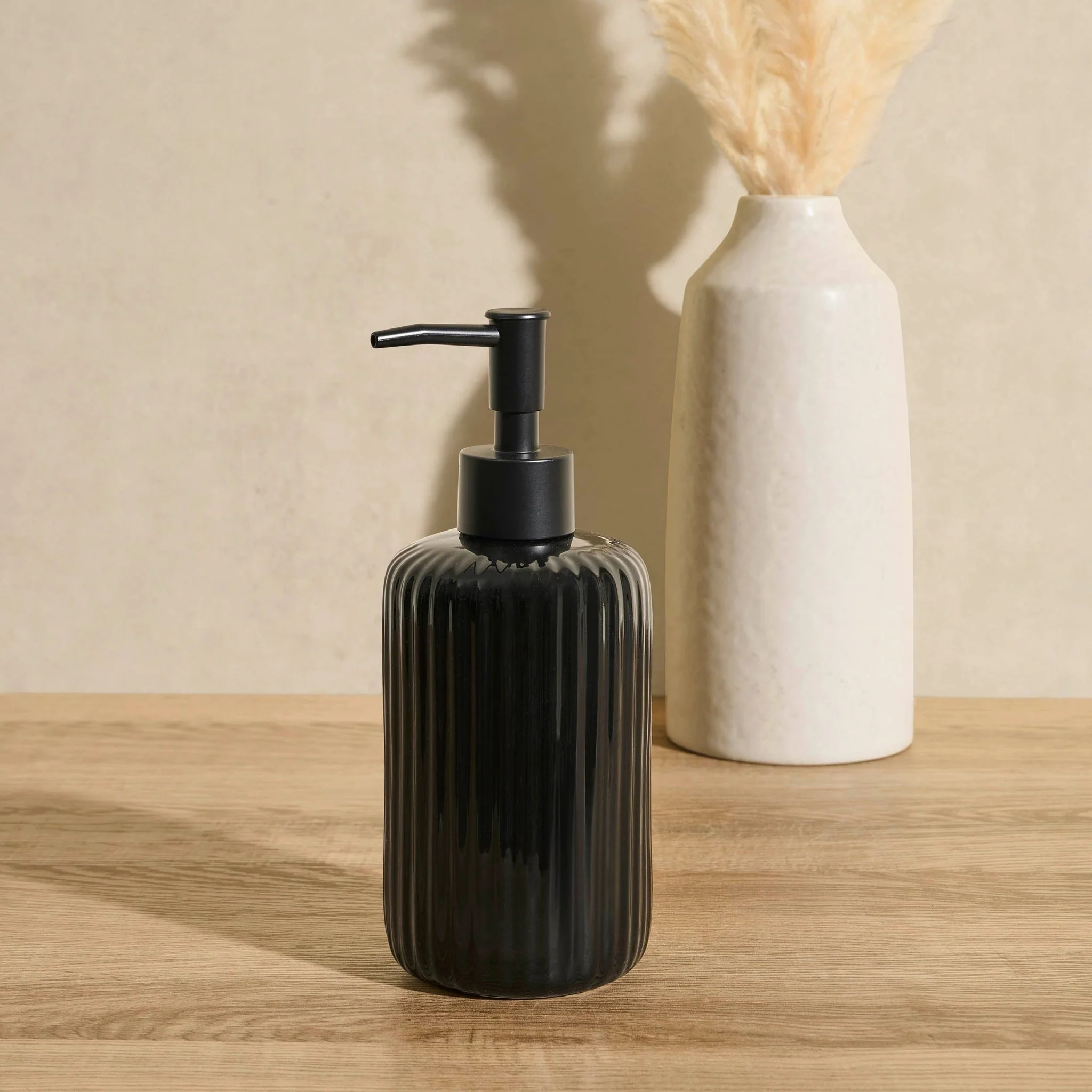 Blake Ribbed Glaze Soap Dispenser - Black