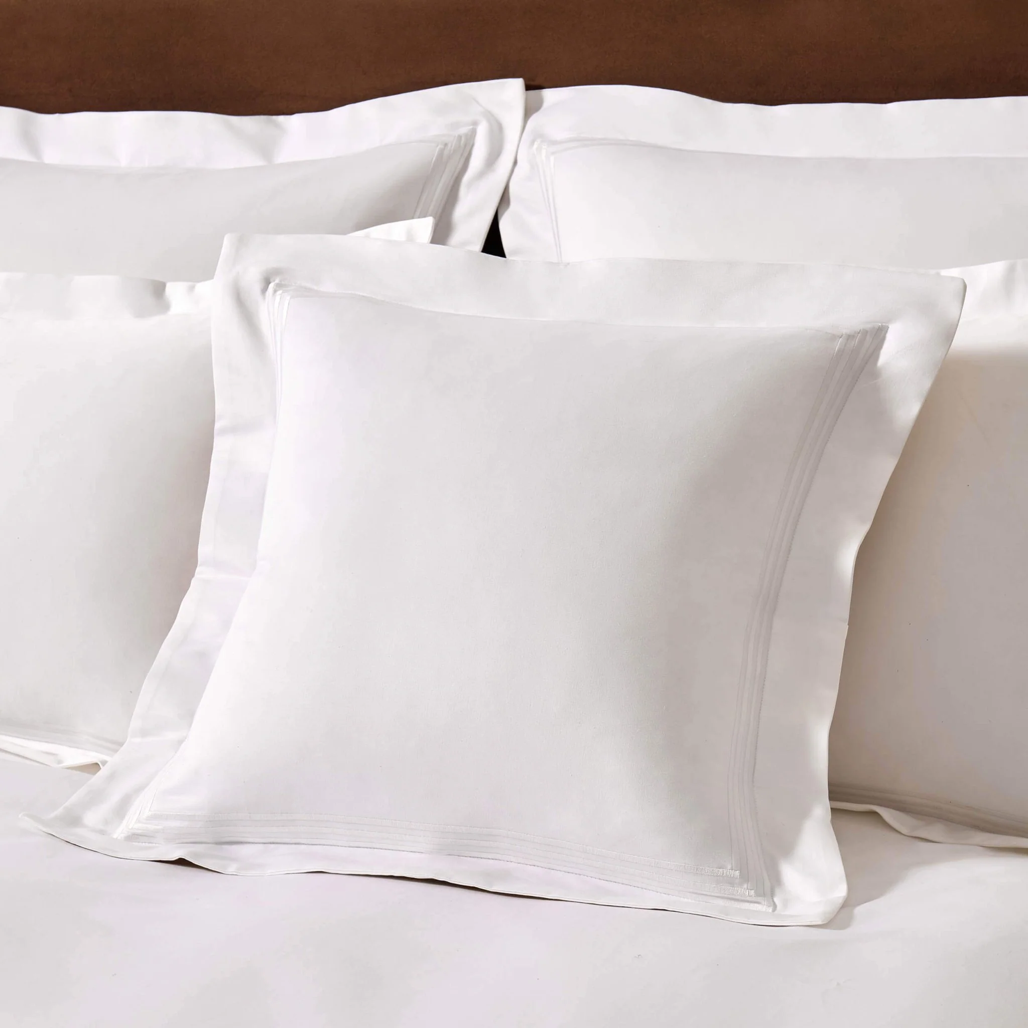 Bloomsbury 1000 Thread Count Pair of Oxford Square Pillowcases - White