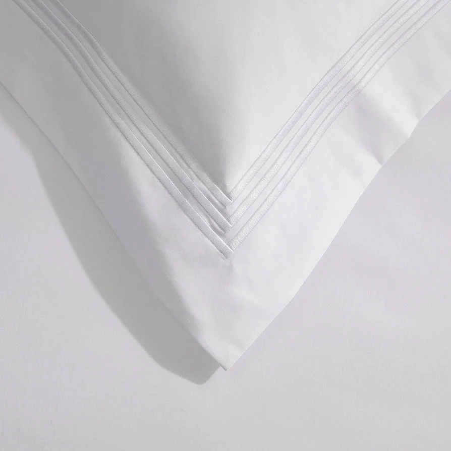 Bloomsbury 1000 Thread Count Duvet Cover - White - Image 2