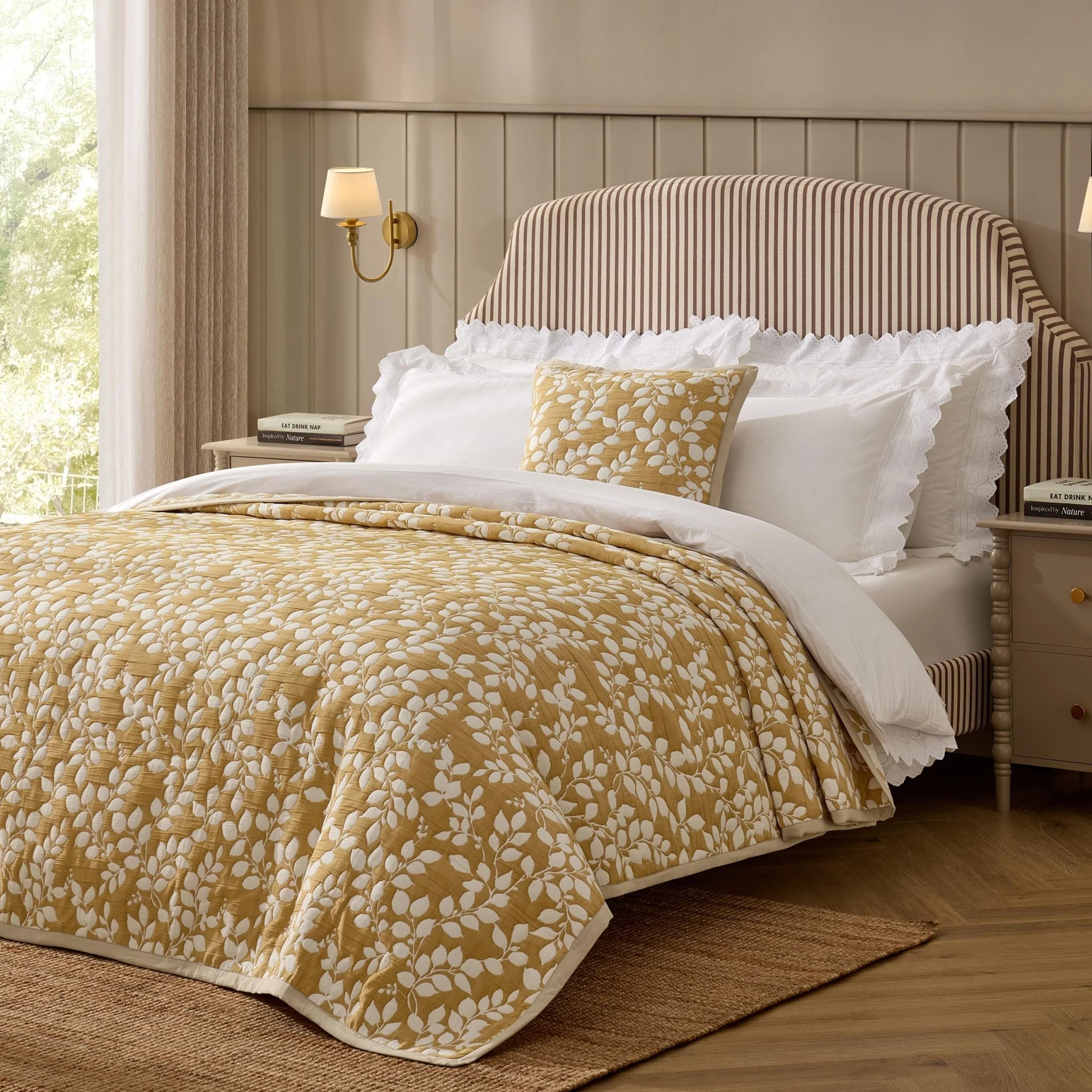Bordeaux Contrast Floral Matelasse Bedspread - Mustard