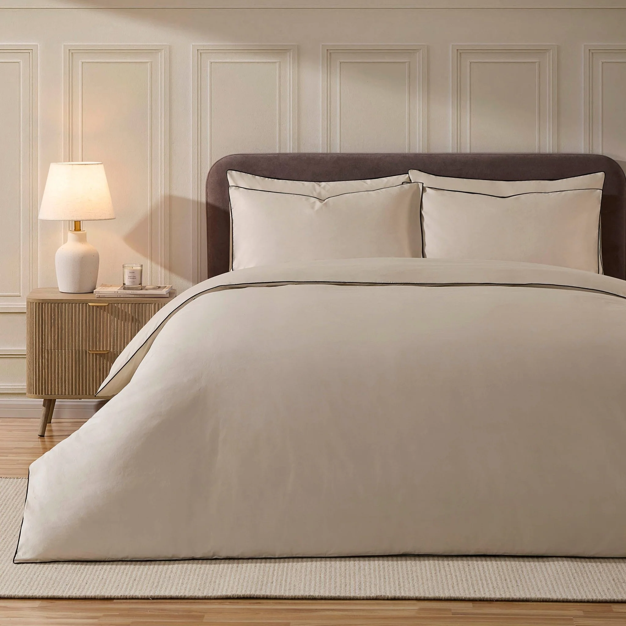 Cambridge 200 Thread Count Duvet Cover - Natural/Black