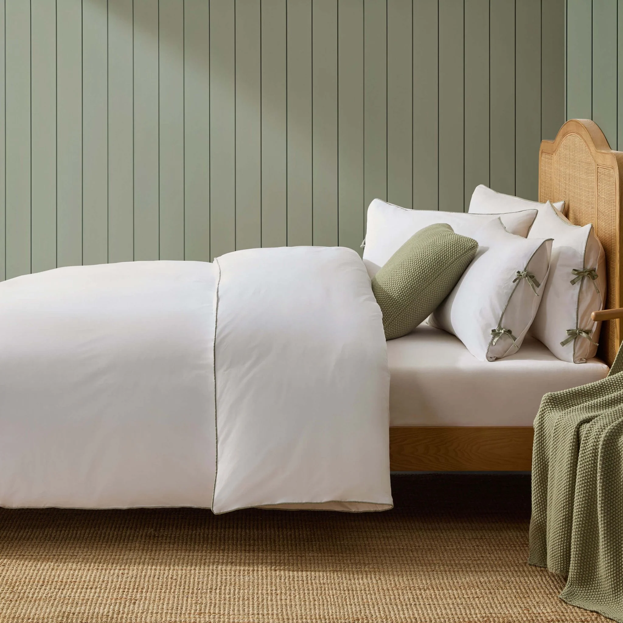 Cambridge with Bows 200 Thread Count Duvet Cover - Sage - Image 2