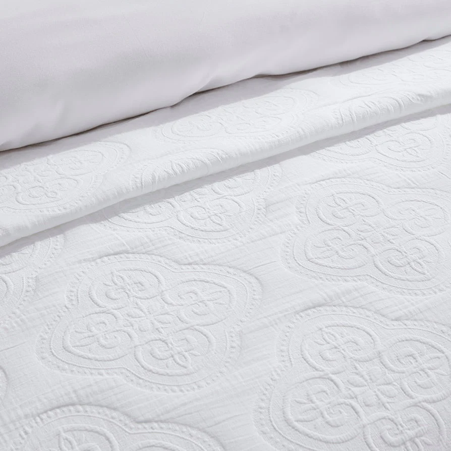 Cannes Matelassé Bedspread - White - Image 5