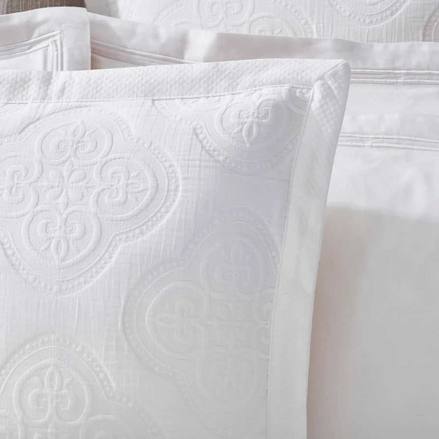 Cannes Matelassé Cushion Cover - White - Image 2