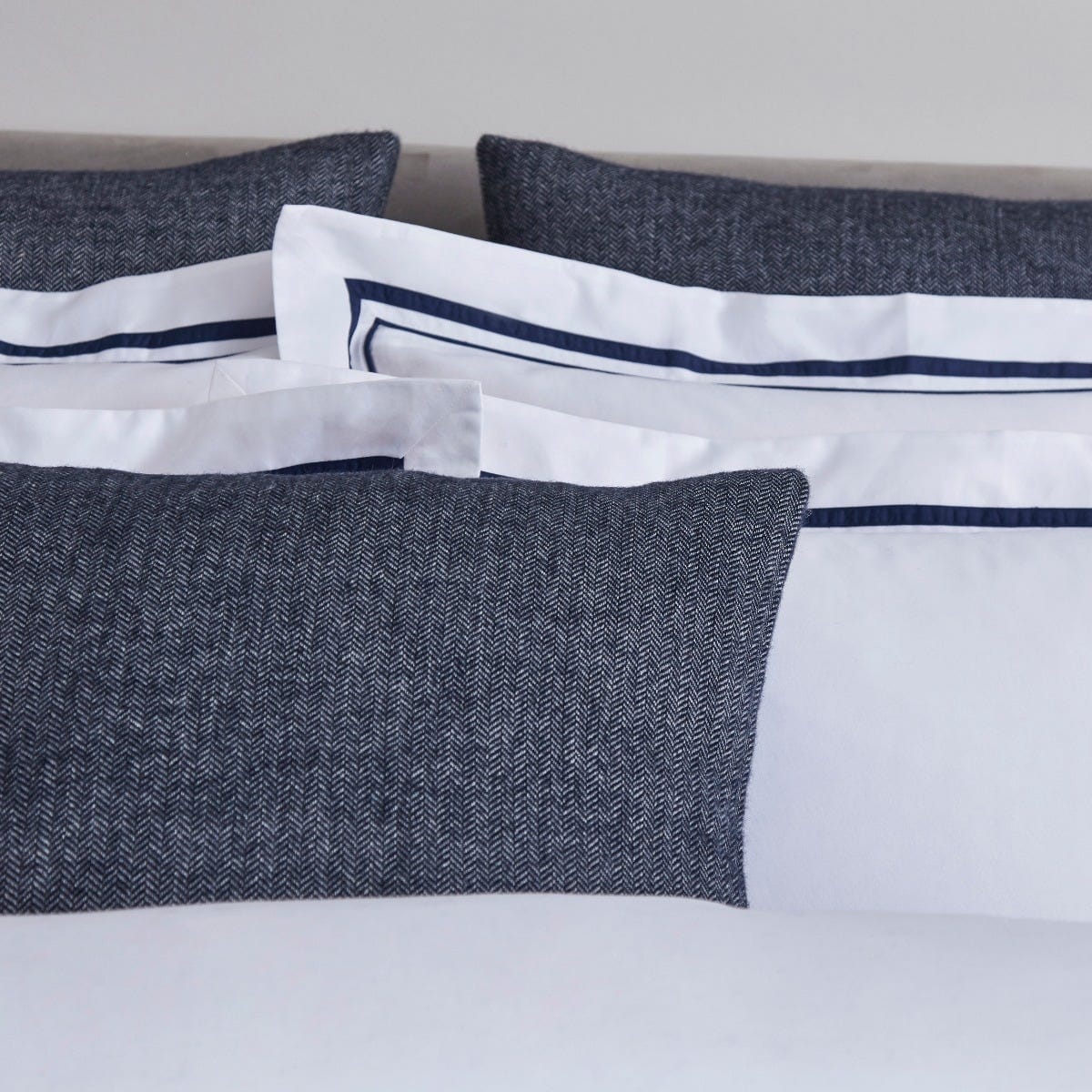 Chamonix Cushion Cover - Navy