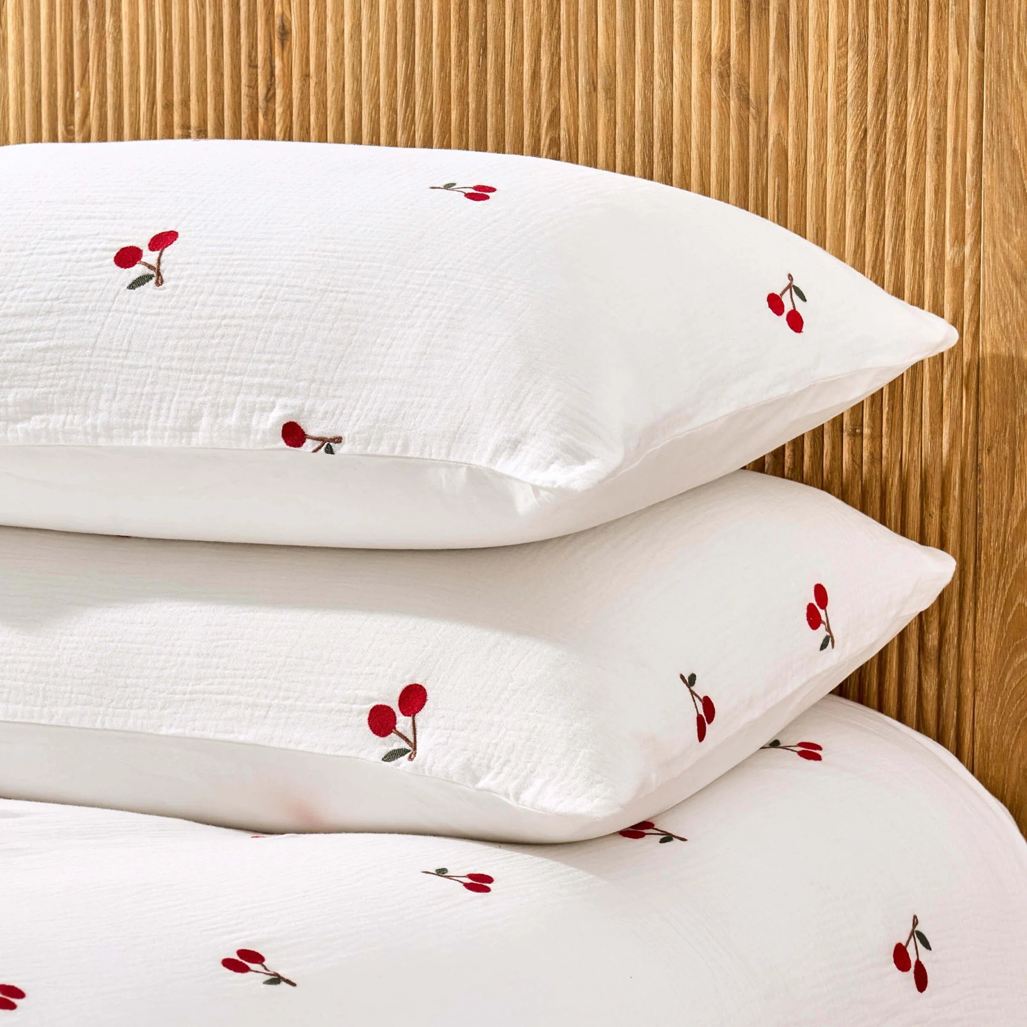 Cherry Embroidery 100% Cotton Muslin Duvet Cover & Pillowcase Set - White - Image 6