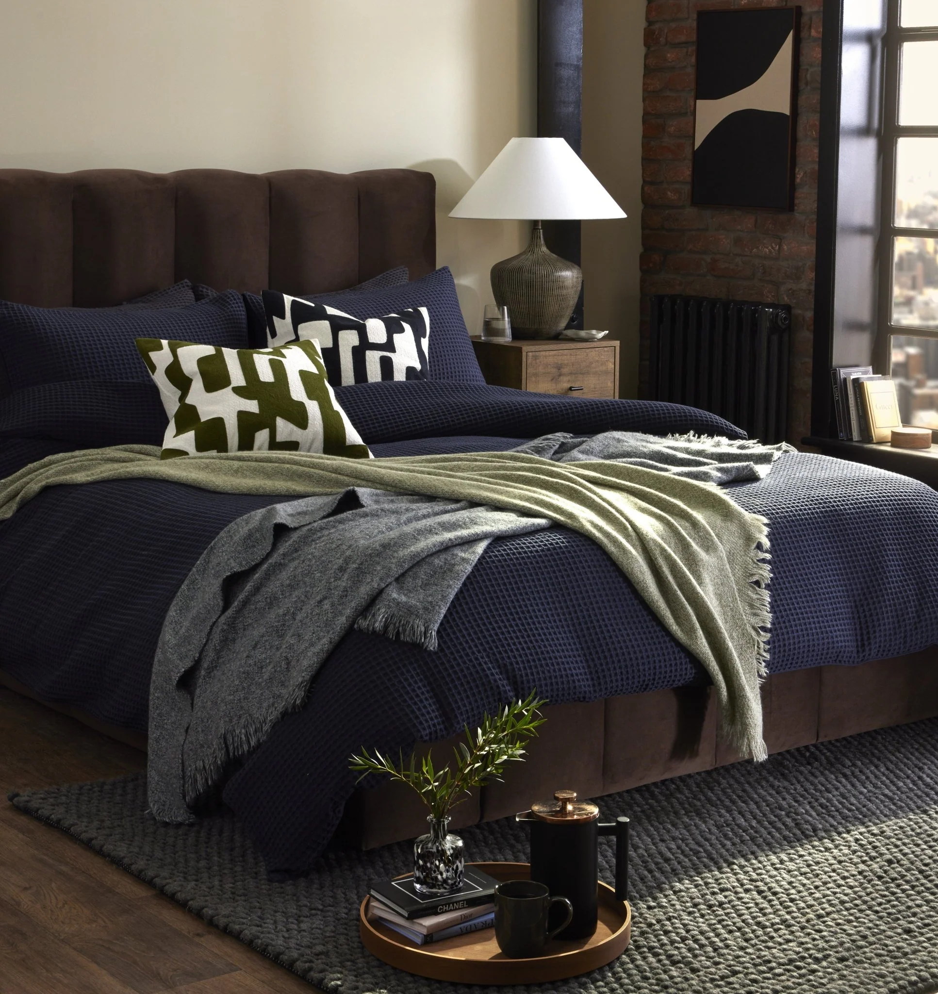 Cheshire Ottoman Storage Bed - Cappuccino - Image 6