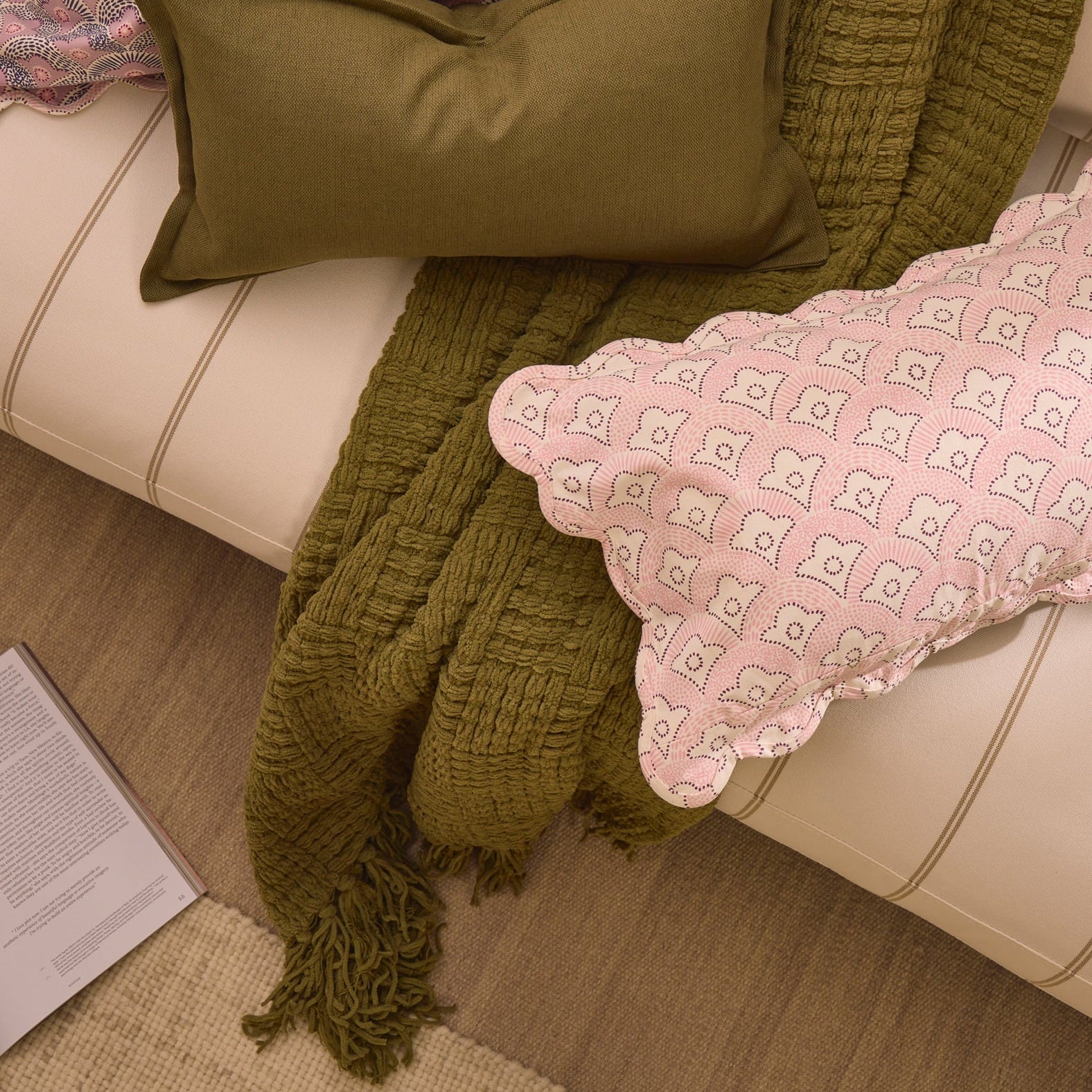Chunky Chenille Sofa Throw - Olive Green - Image 4