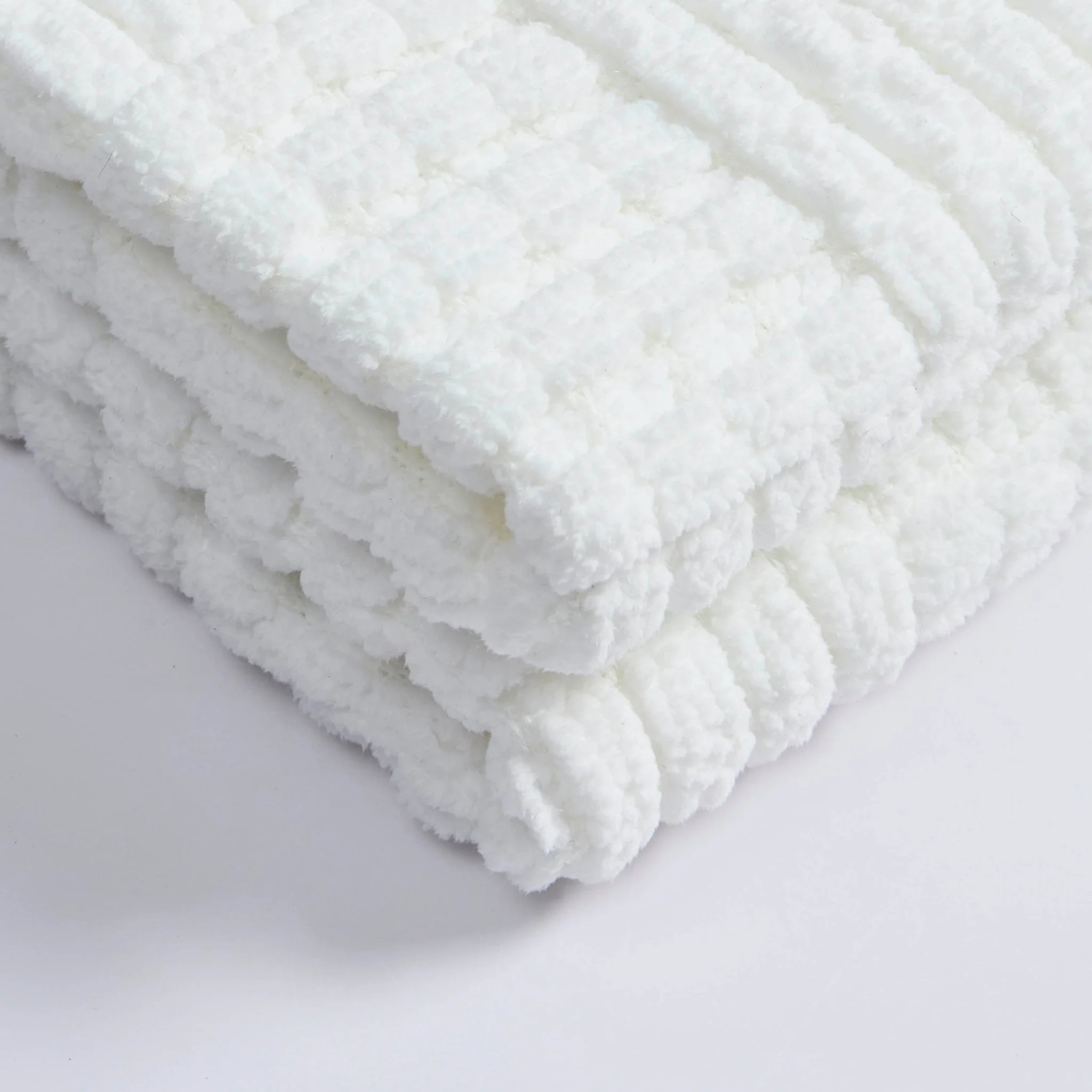 Chunky Chenille Throw - White - Image 4