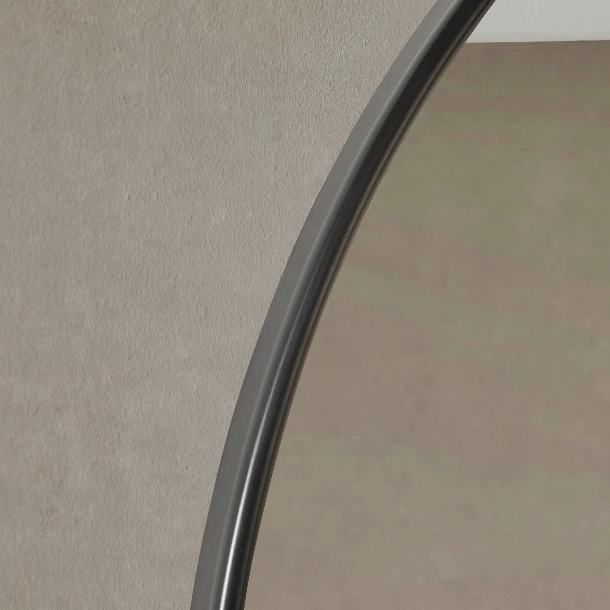 Circle Wall Mirror - Black - Image 2