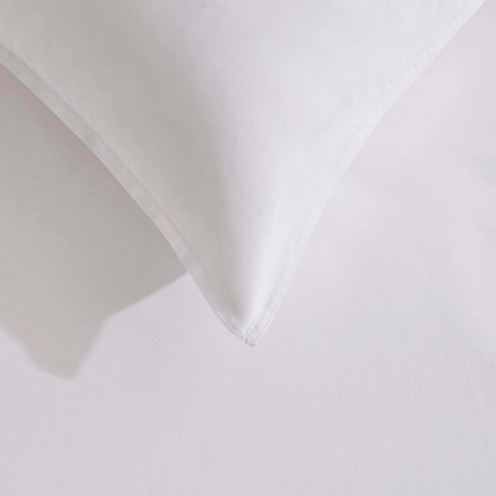 Cooling Cotton 180 Thread Count Duvet Cover, Pillowcase & Fitted Sheet Set - White - Image 8