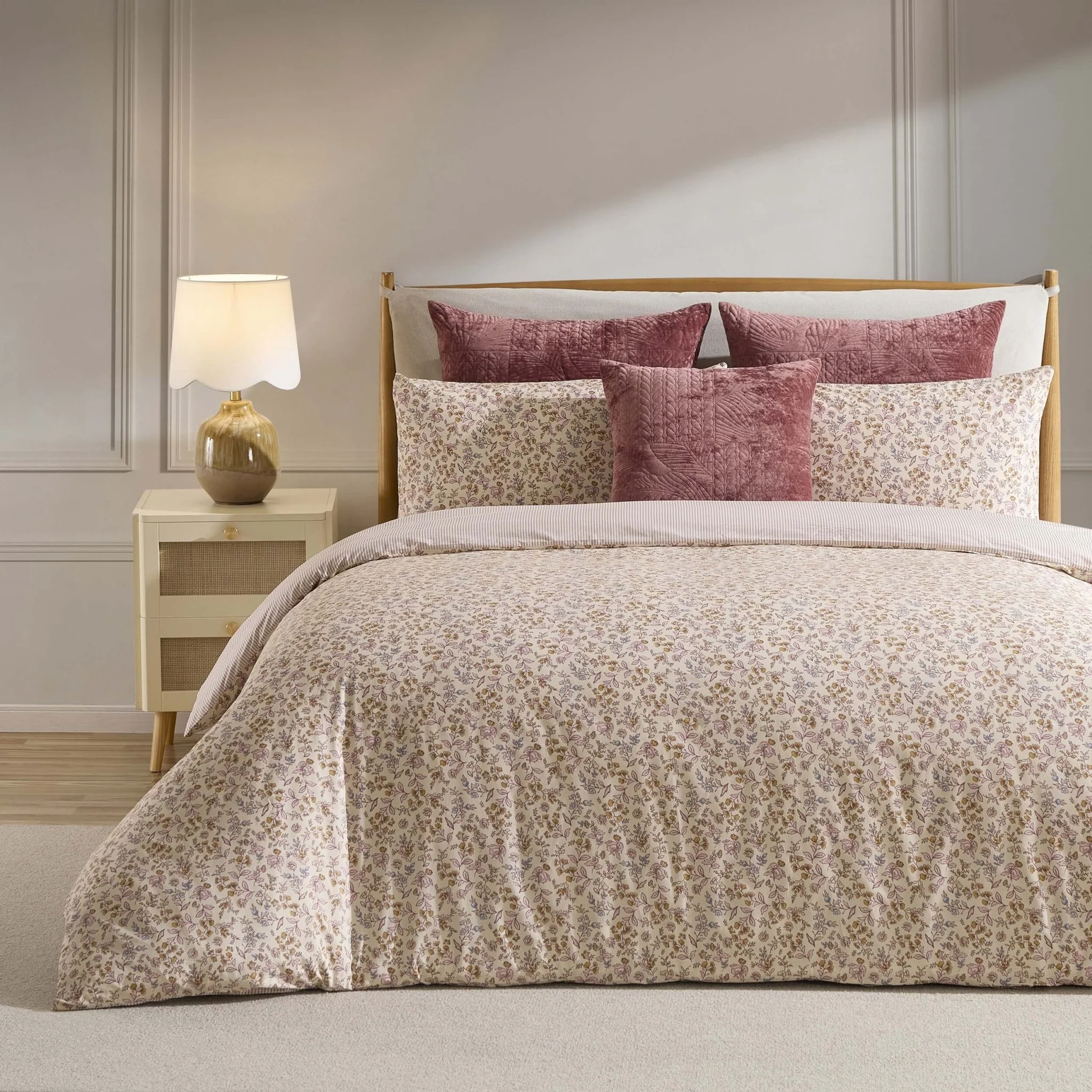 Elleanor 100% Cotton Floral Duvet Cover & Pillowcase Set - Multicoloured