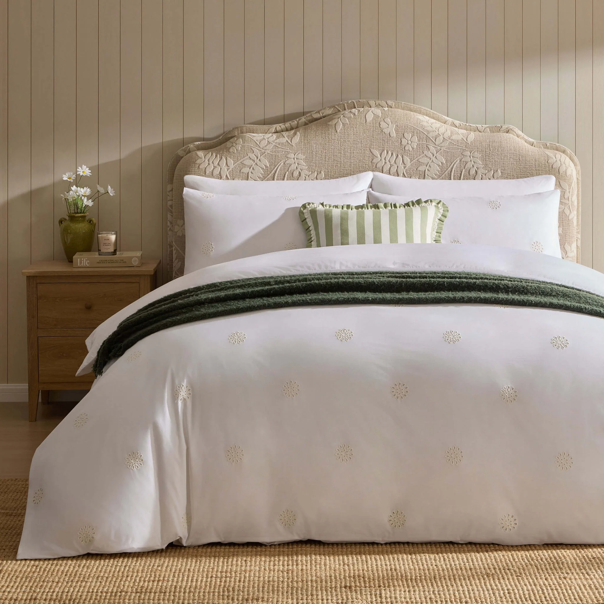 Emily 100% Cotton Broderie Anglaise Duvet Cover & Pillowcase Set - White
