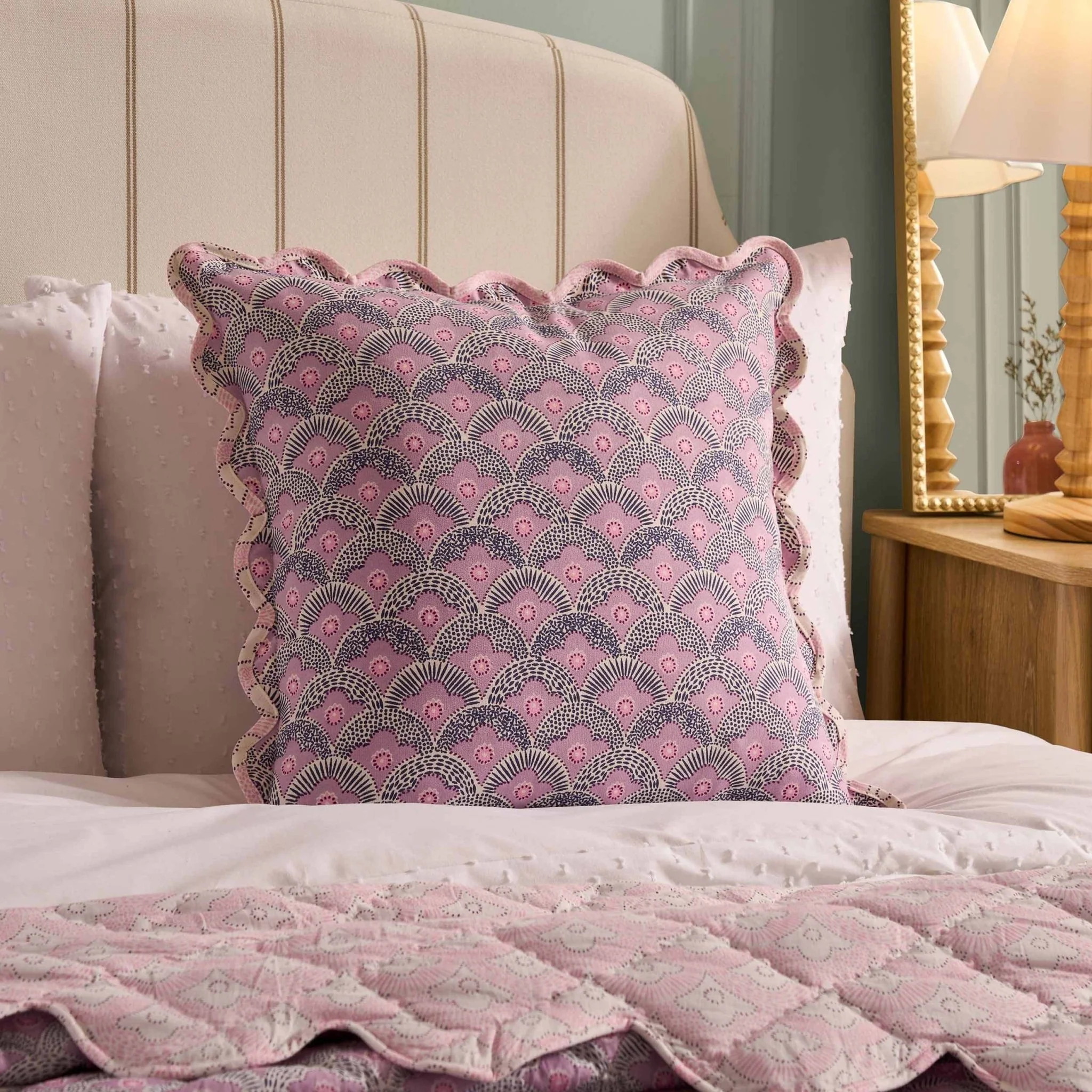 Esme 100% Cotton Printed Scallop Reversible Cushion Cover - Pink - Image 8