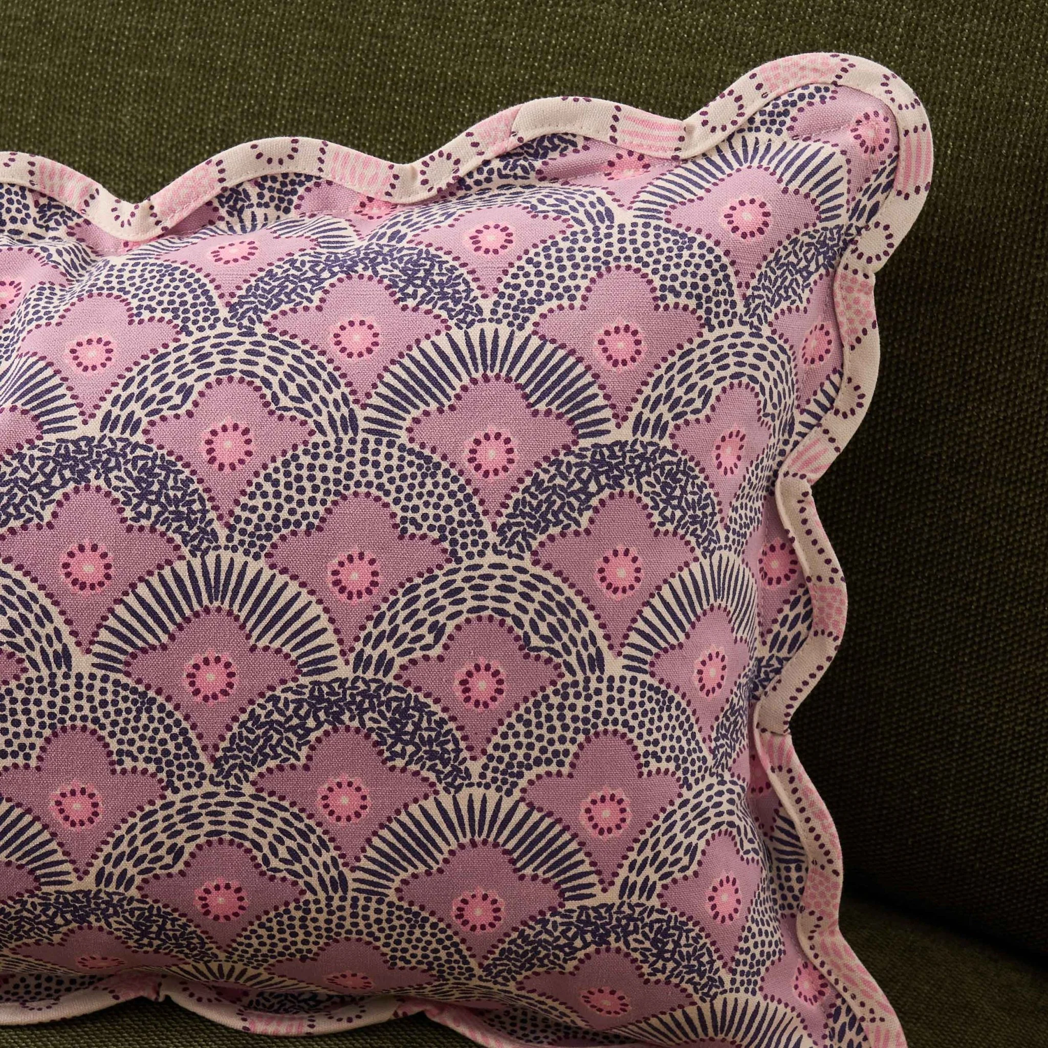 Esme 100% Cotton Printed Scallop Reversible Sofa Cushion Cover - Pink - Image 11