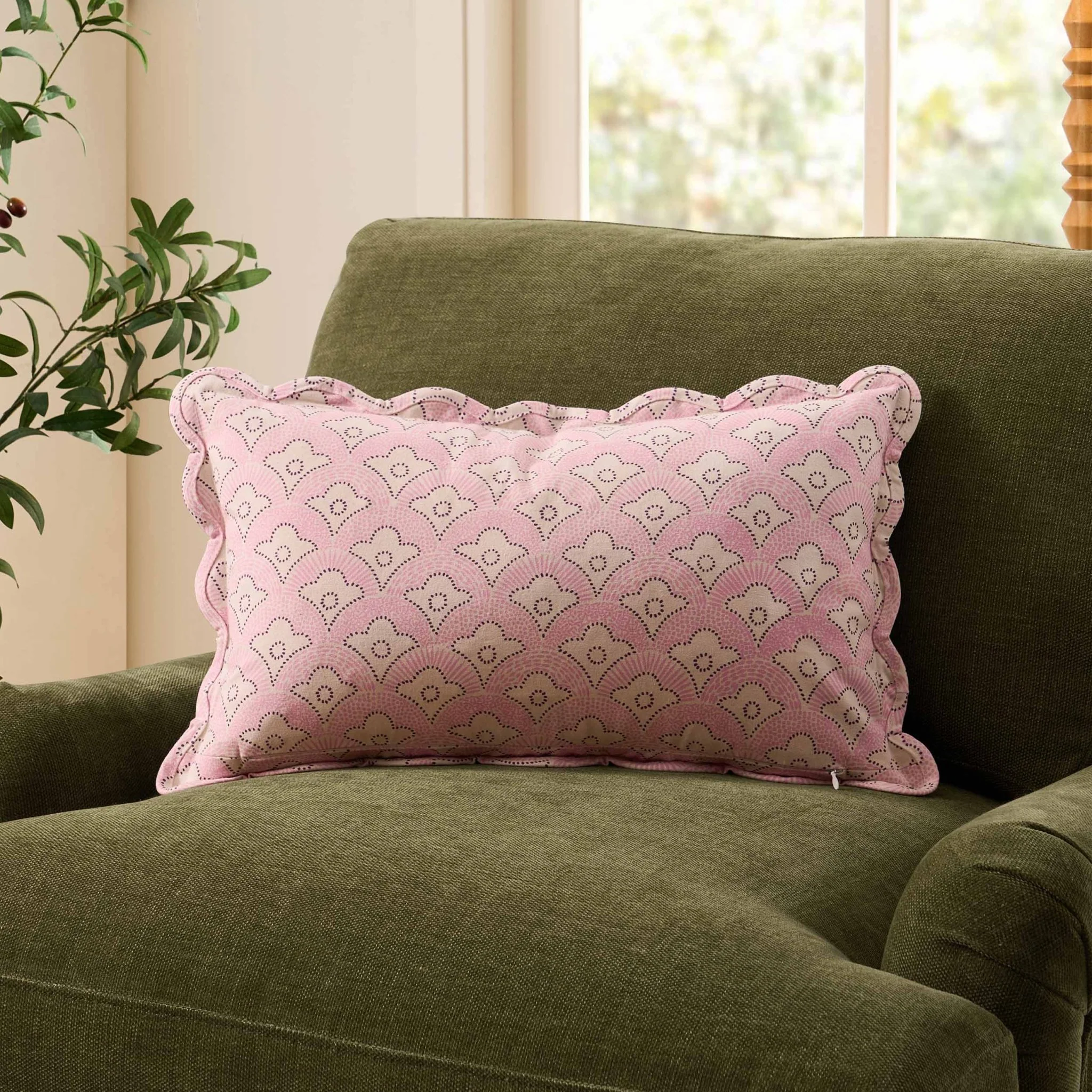 Esme 100% Cotton Printed Scallop Reversible Sofa Cushion Cover - Pink - Image 2