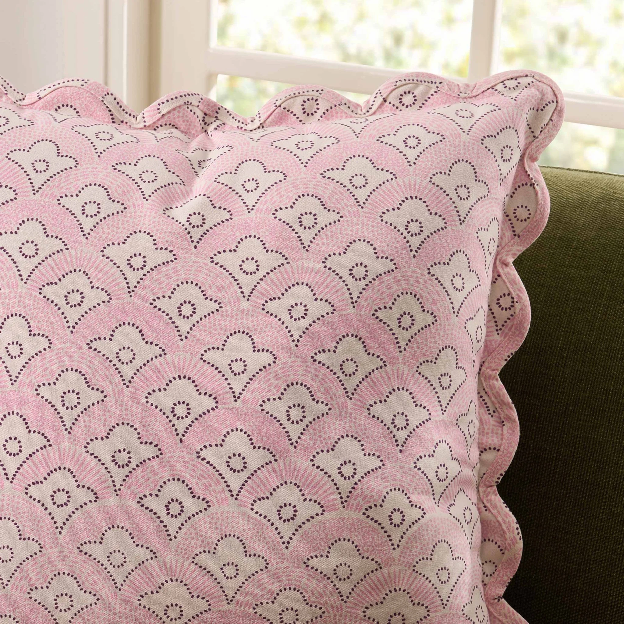 Esme 100% Cotton Printed Scallop Reversible Sofa Cushion Cover - Pink - Image 4