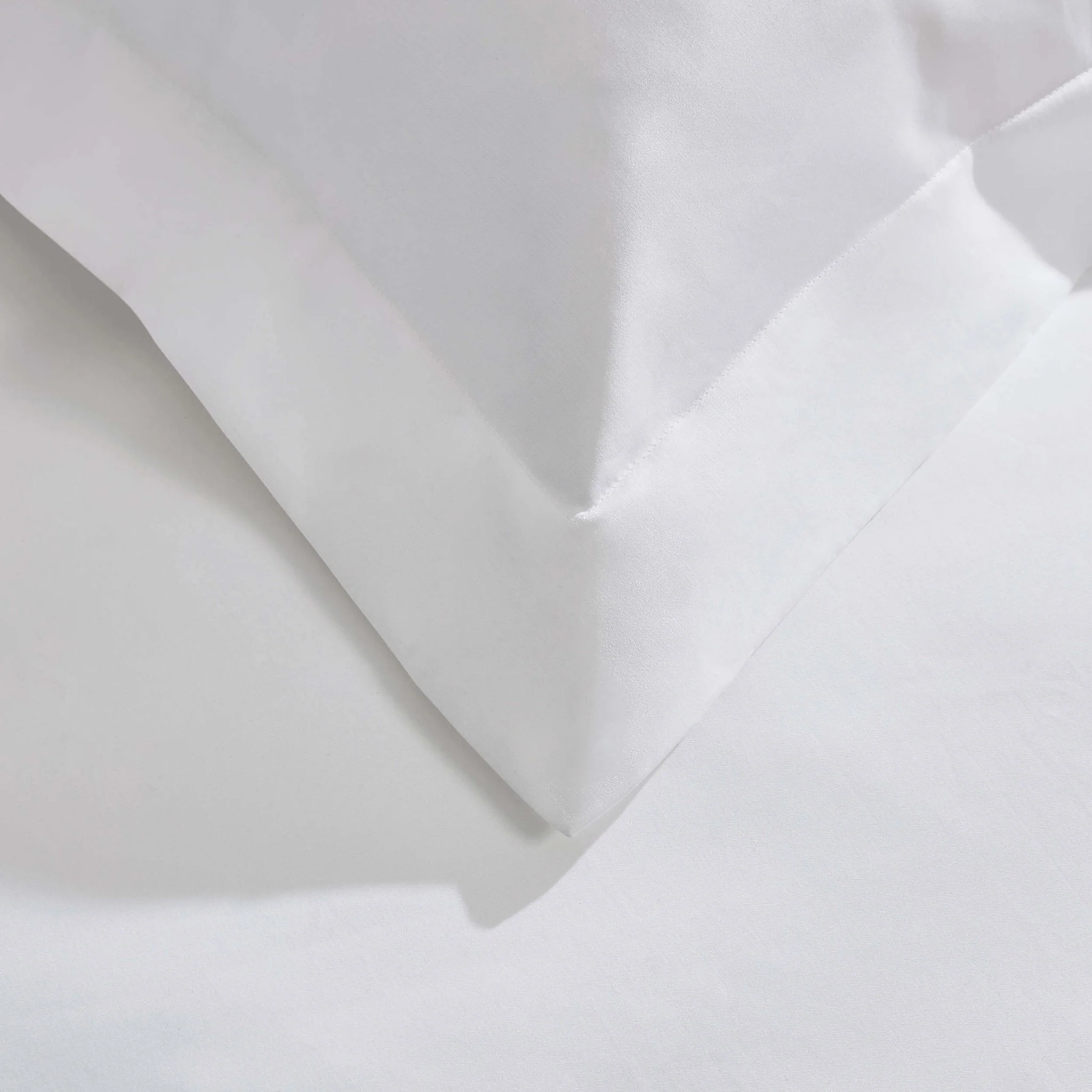Everly 1200 Thread Count Duvet Cover - White - Image 3