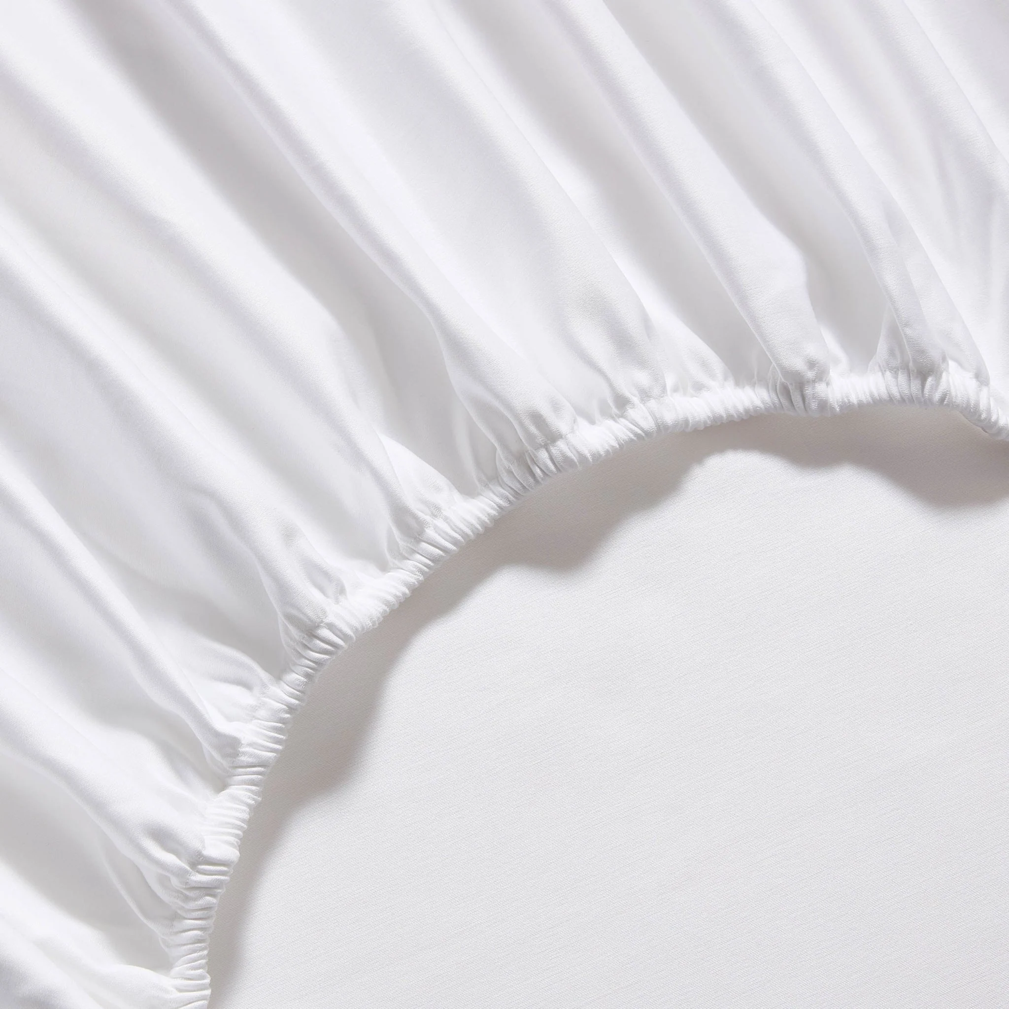 Everly 1200 Thread Count Fitted Sheet - White - Image 3
