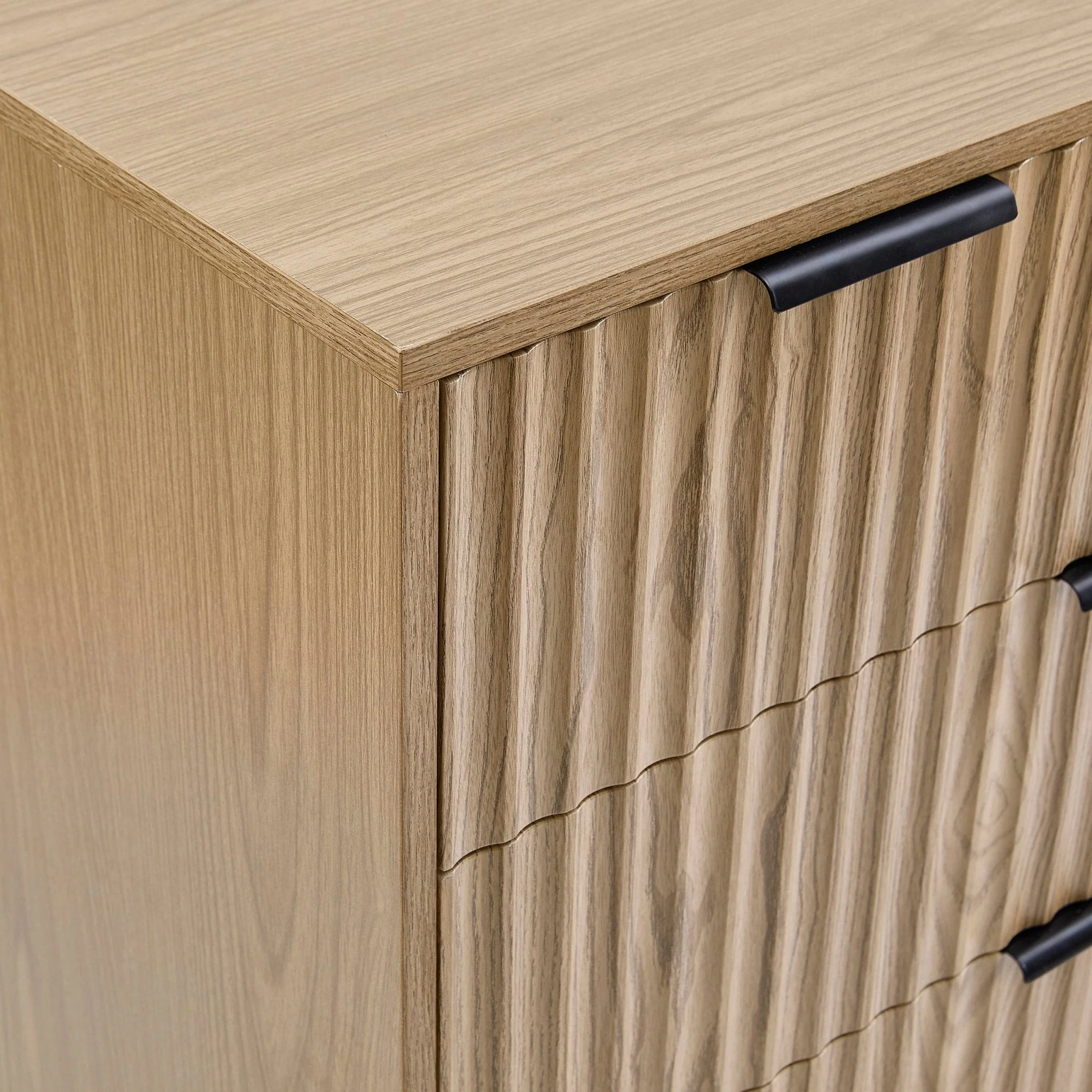 Evie 5 Drawer Chest - Wood Effect - Image 5