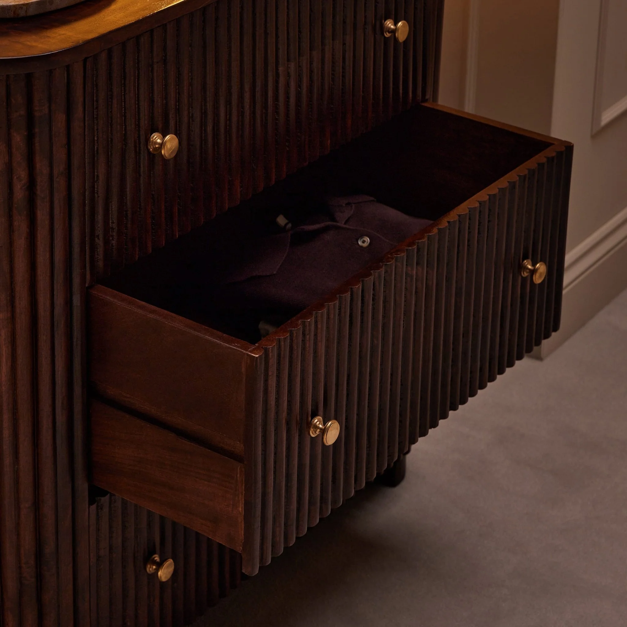 Finley Mango Wood 3 Drawer Chest - Walnut - Image 2