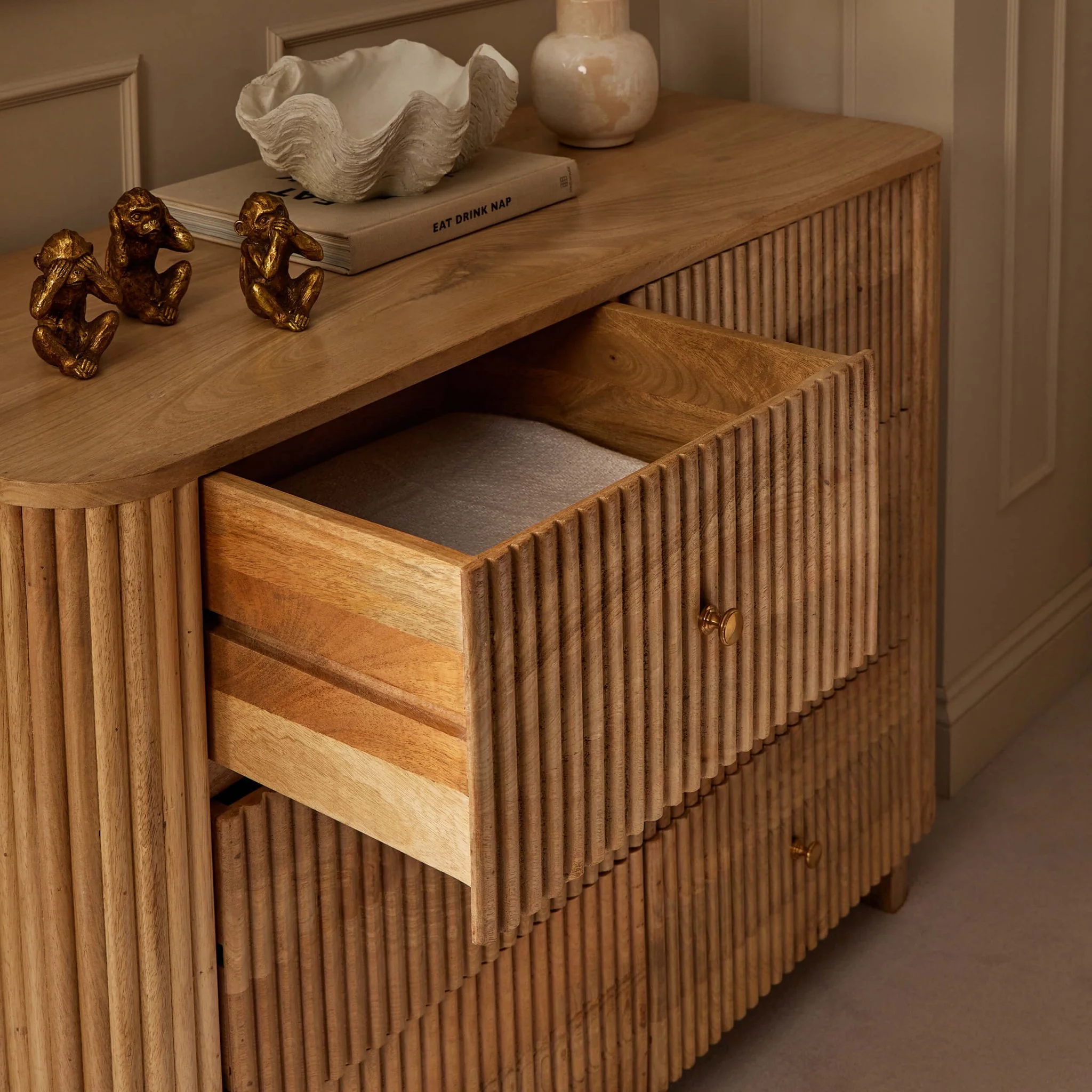 Finley Mango Wood 6 Drawer Chest - Natural - Image 3