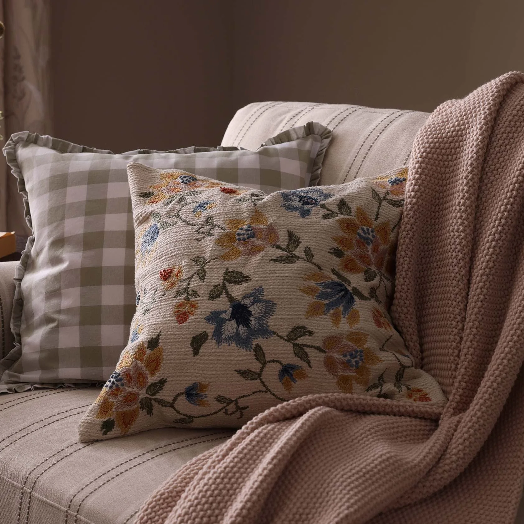 Floral Jacquard Embroidered Sofa Cushion Cover - Blue - Image 4