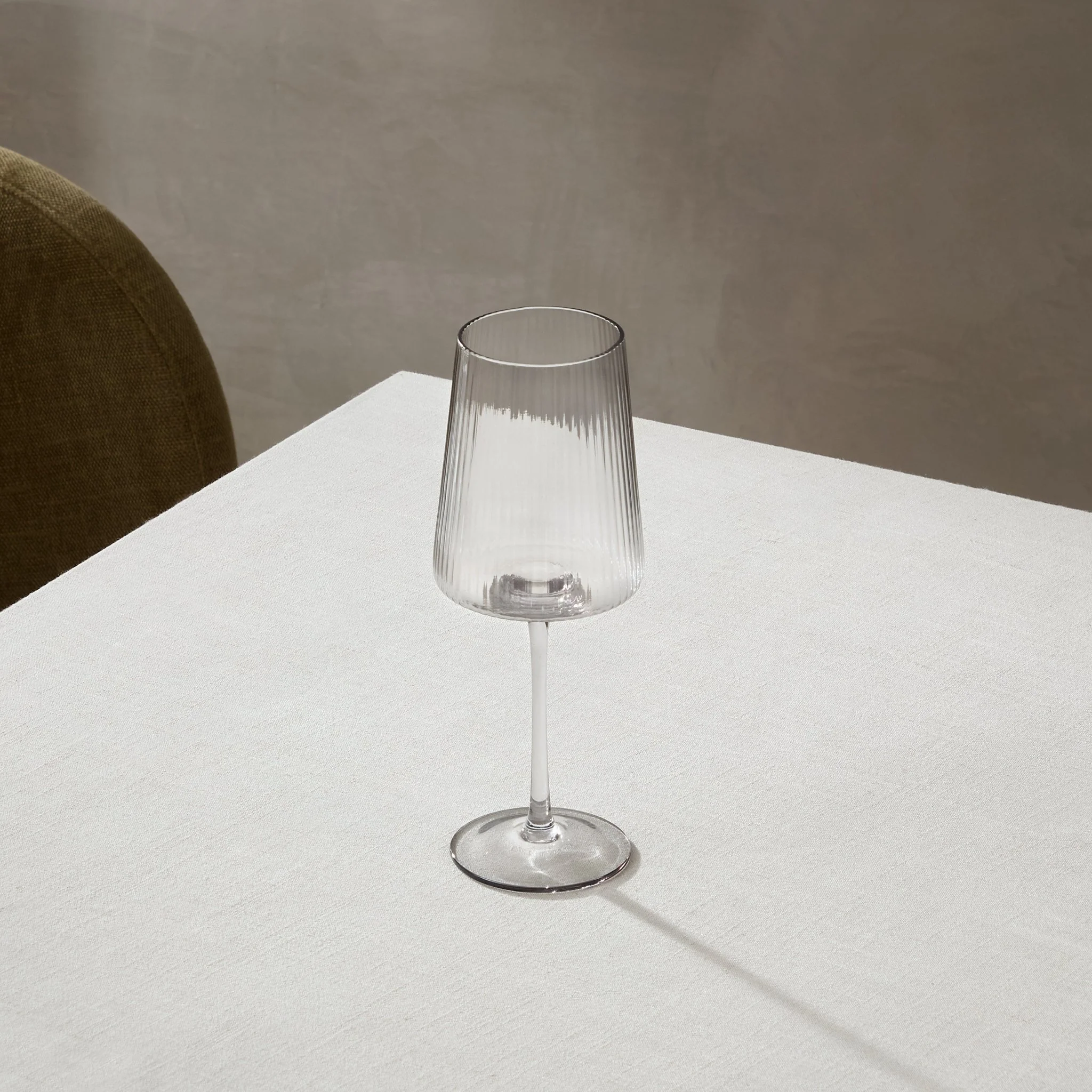 Gatsby Set of 4 Ripple Glass Wine Glasses - Smoked - Image 2