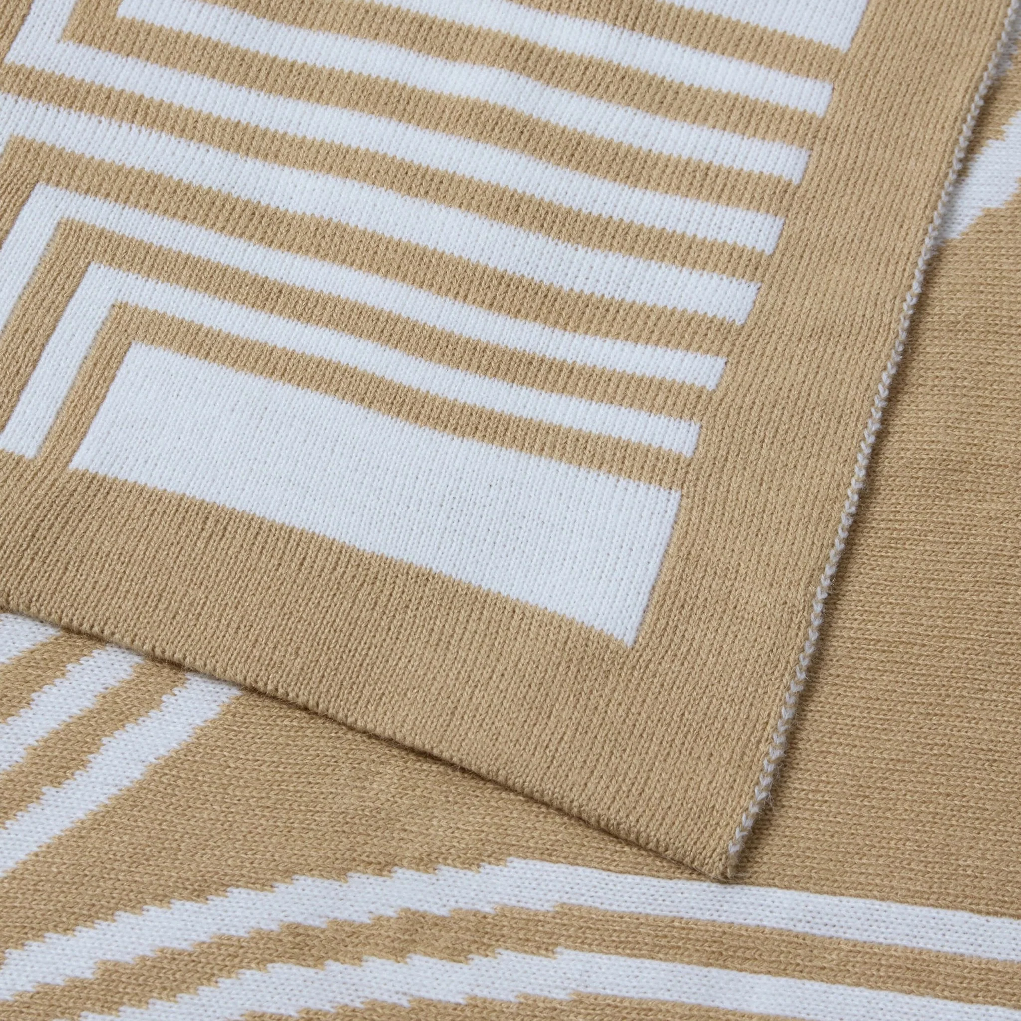 Geometric Contrast Knit Sofa Throw - Taupe - Image 4