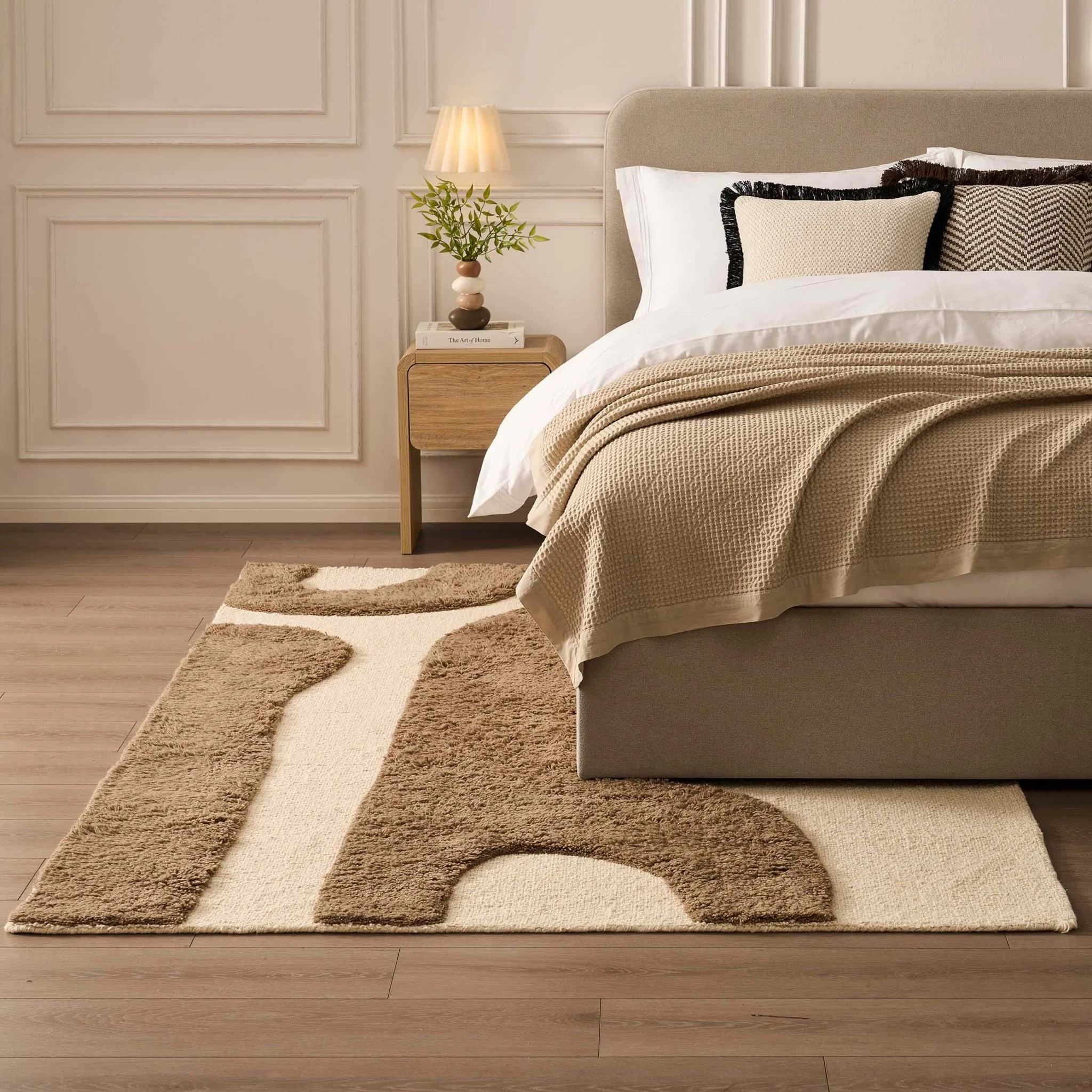 Gillain Hand Woven Tuft Wool Swirl Rug - Taupe