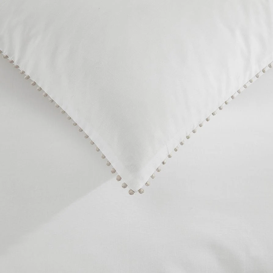 Girona 200 Thread Count Pom-Pom Duvet Cover - Cotton - White/Natural - Image 2