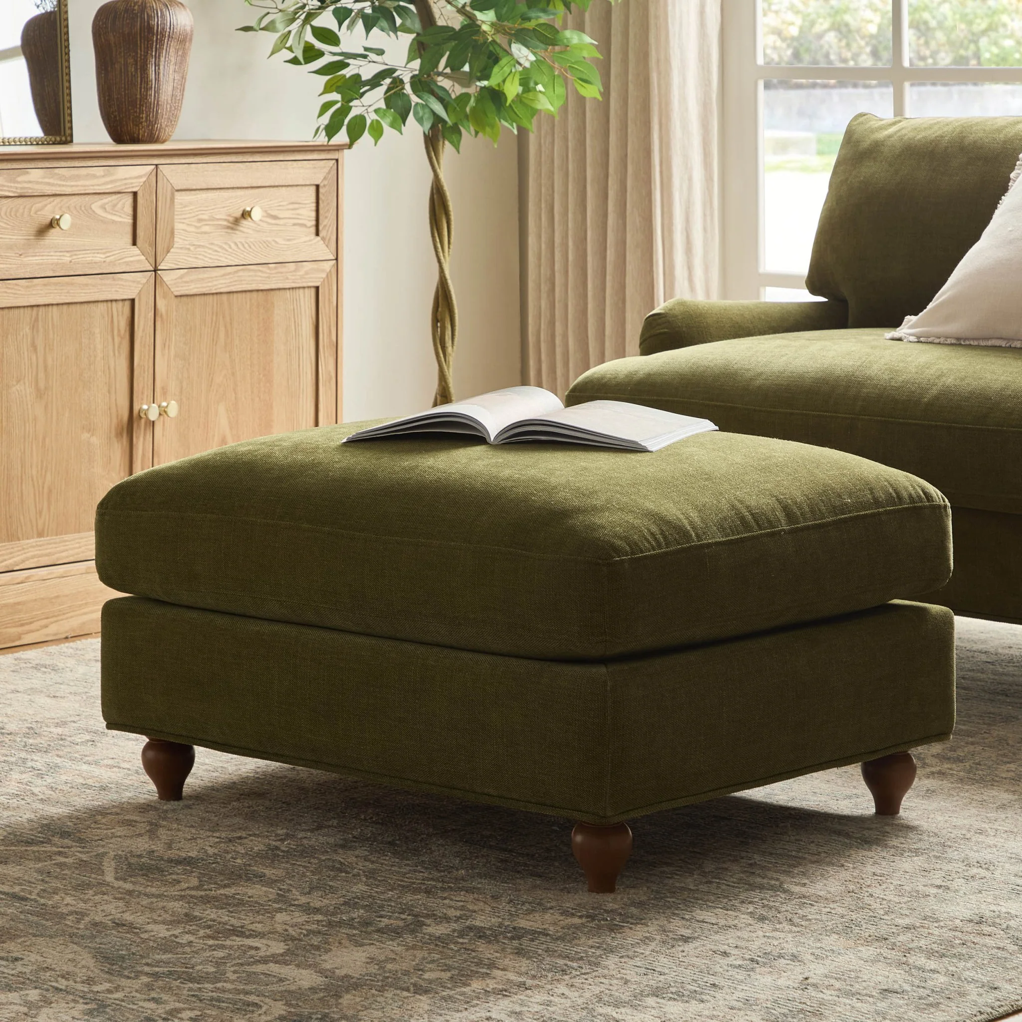 Hampshire Pouffe - Chenille Olive