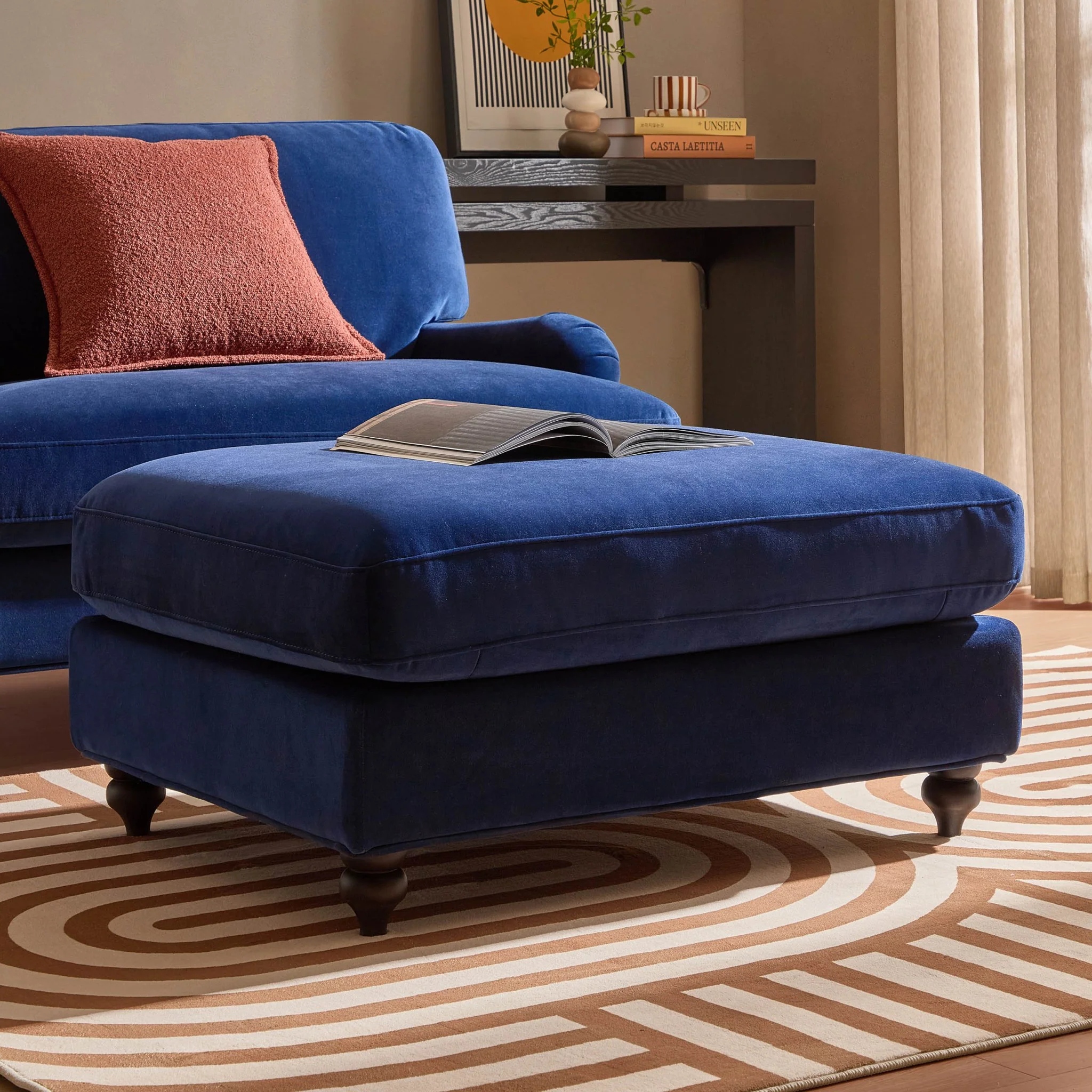 Hampshire Pouffe - Royal Blue