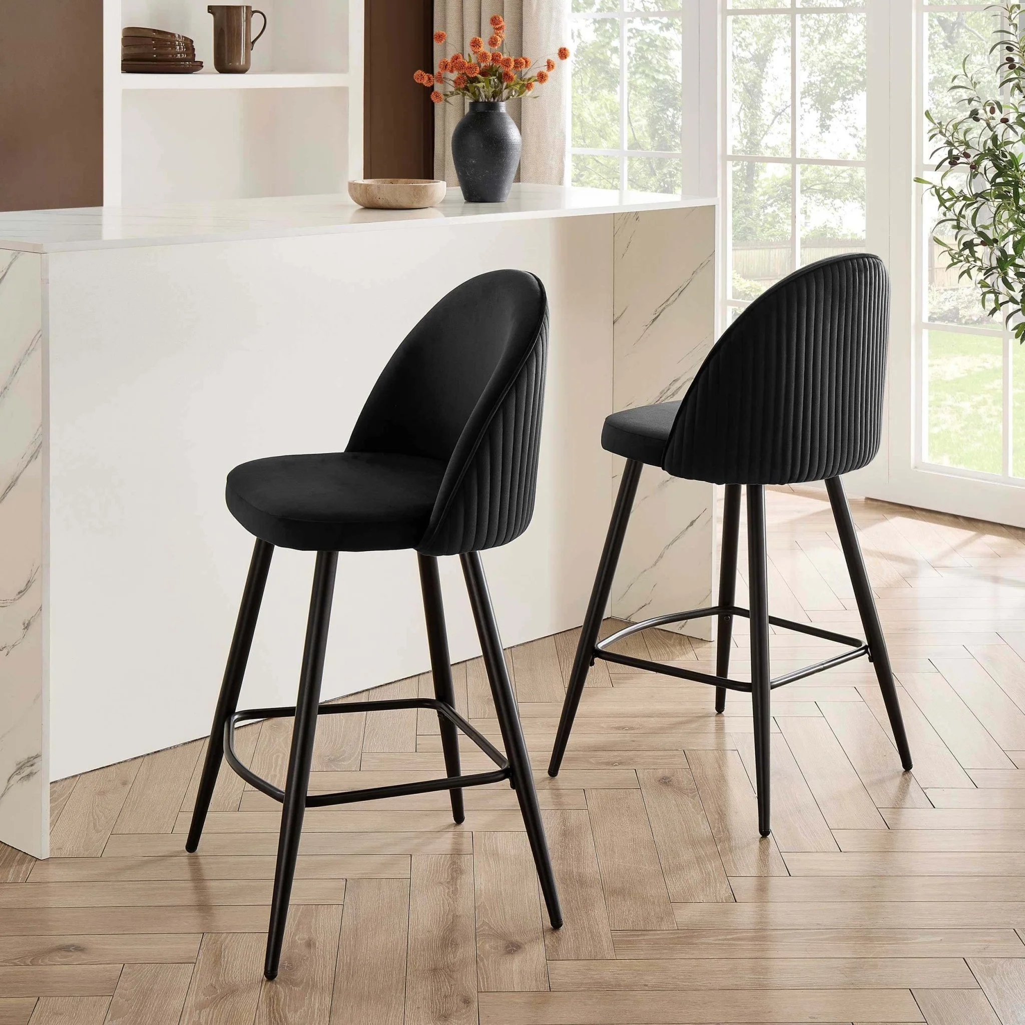 Hattie Set of 2 Barstools - Black