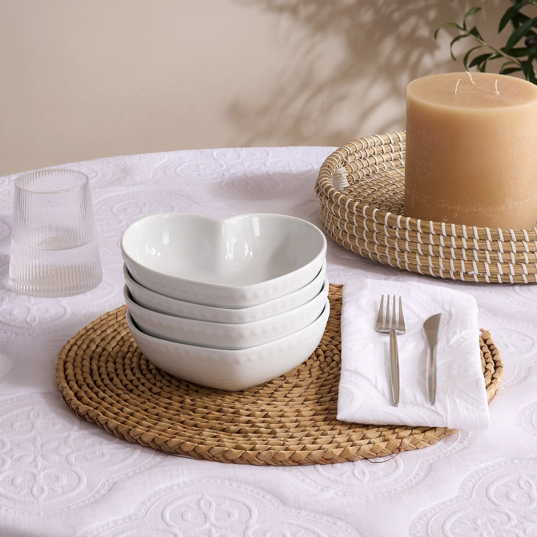 Heart Shaped Set of 4 Cereal Bowls - White - Image 2