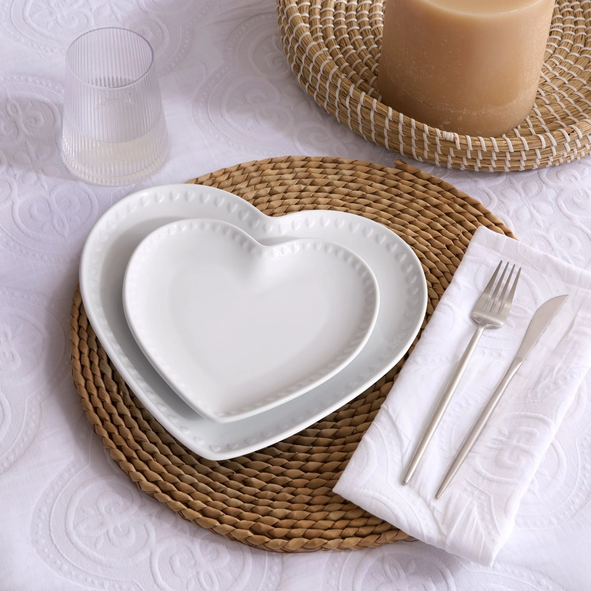 Heart Shaped Set of 4 Side Plates - White - Image 3