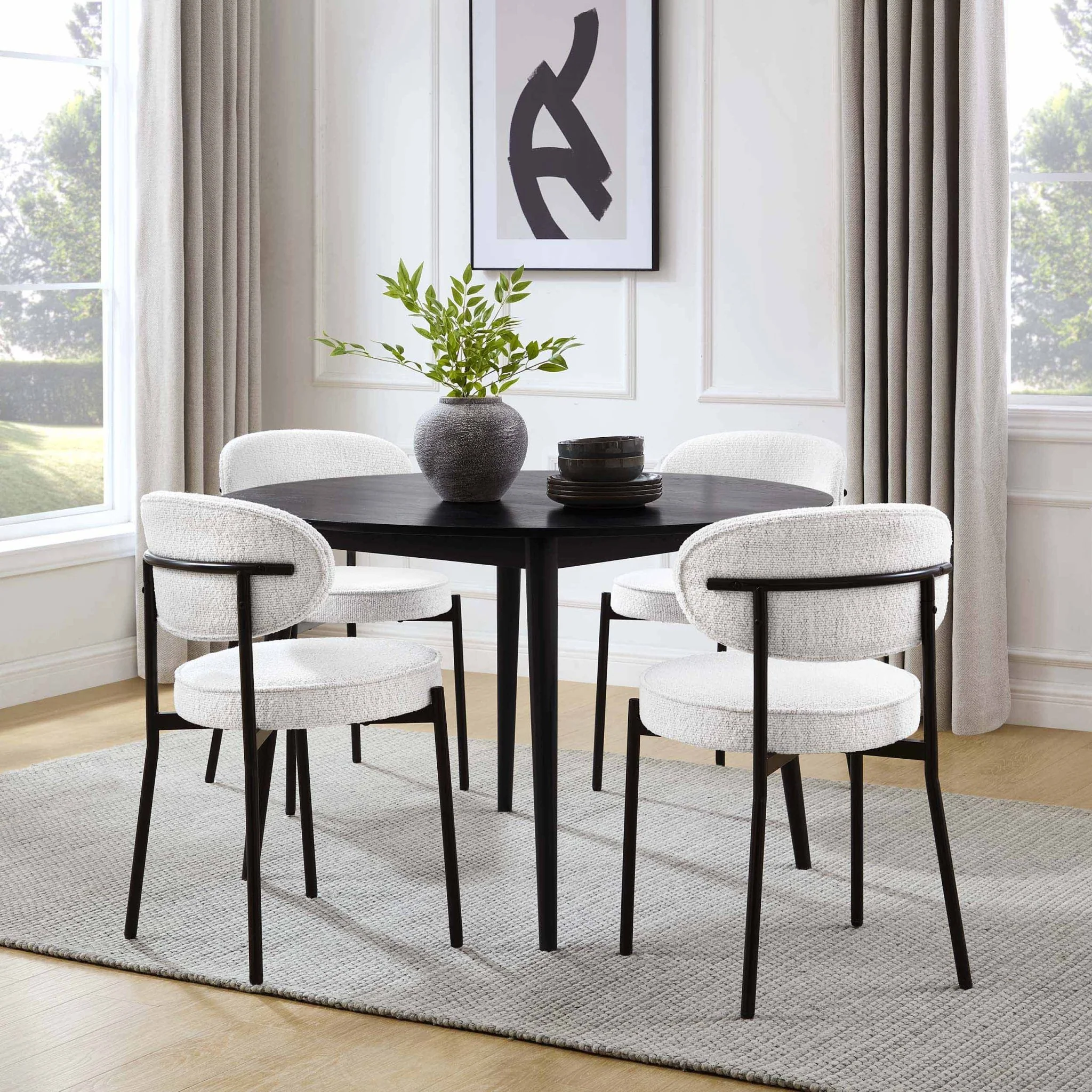 Heidi Solid Oak 4-6 Seater Round Dining Table - Black
