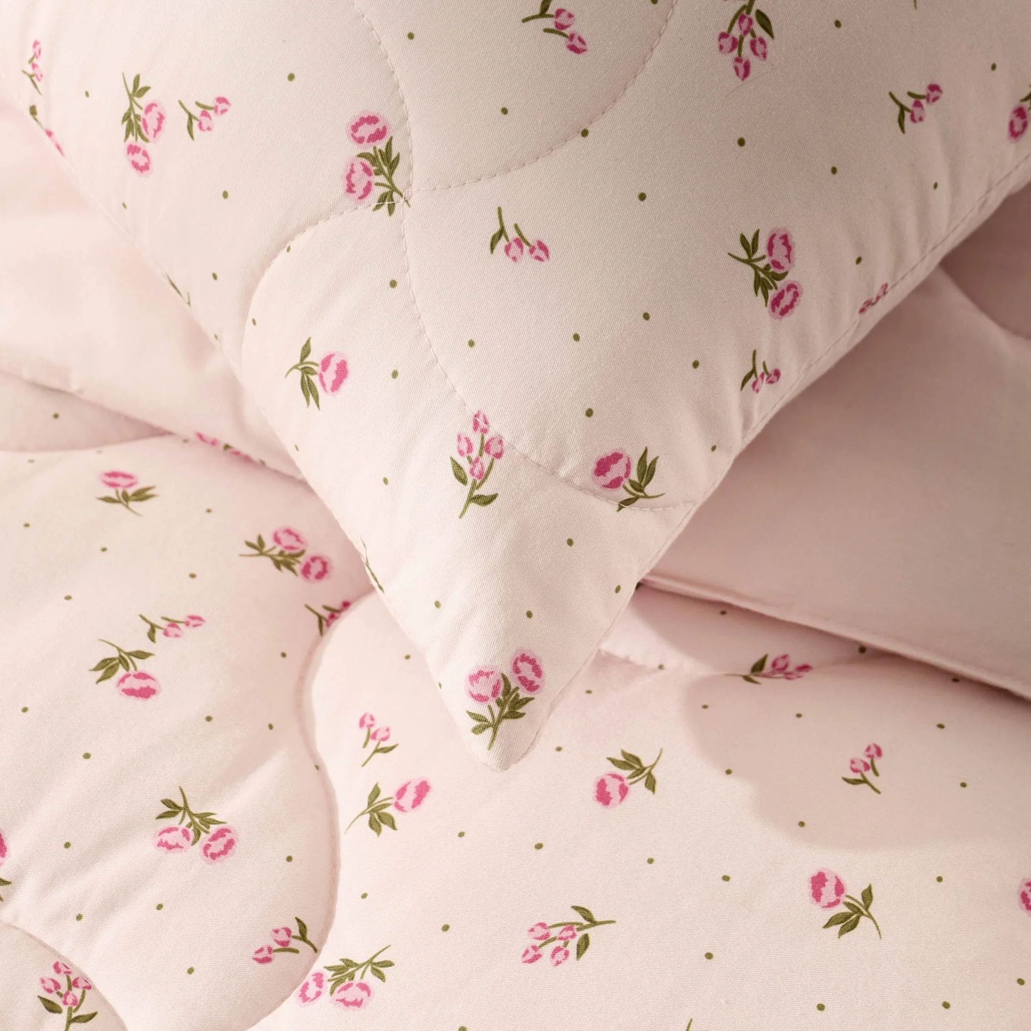 Isabelle Rose Print Quilted Cushion Cover and Bedspread Set - Pink - Image 4