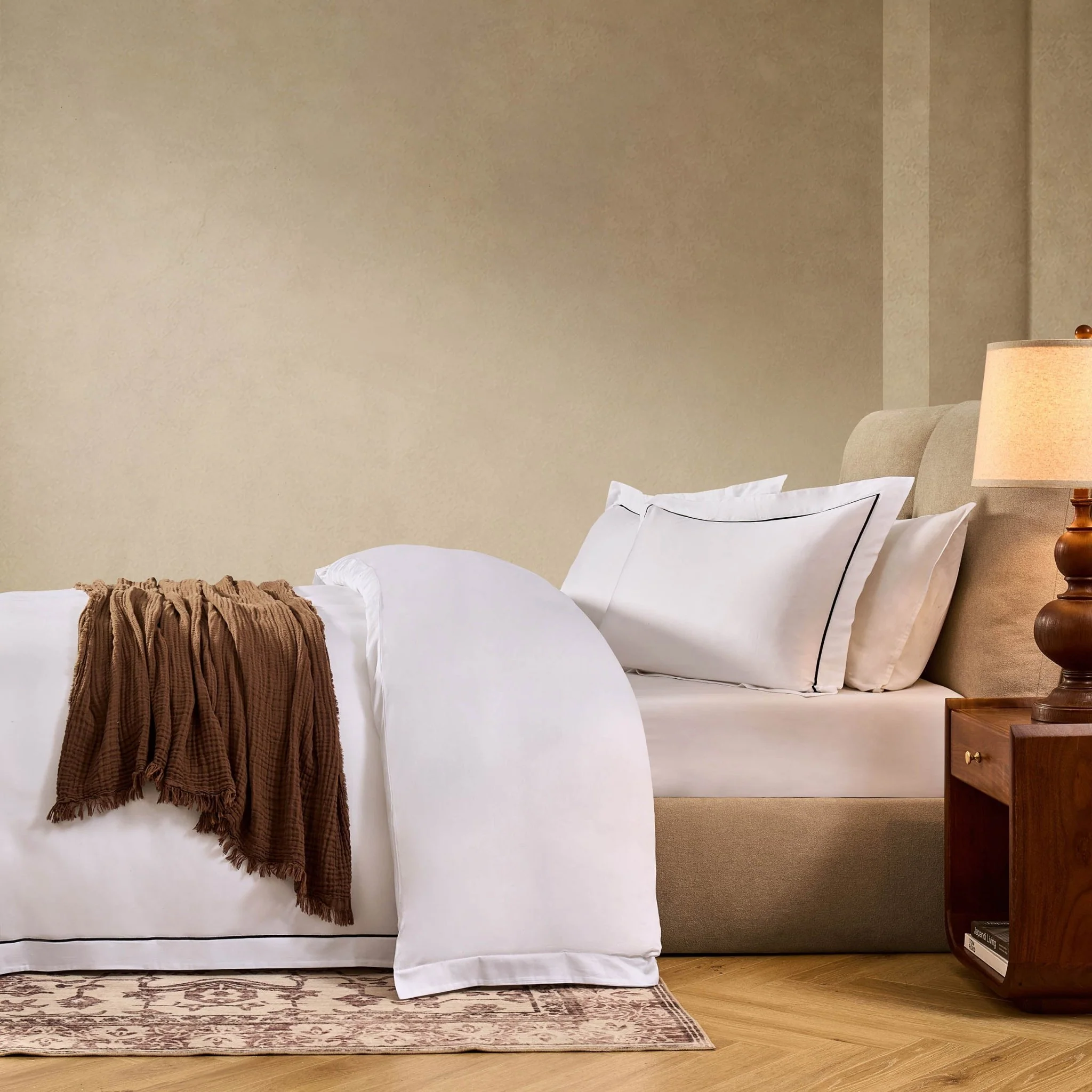 Islington 300 Thread Count Embroidered Duvet Cover - White/Black - Image 2
